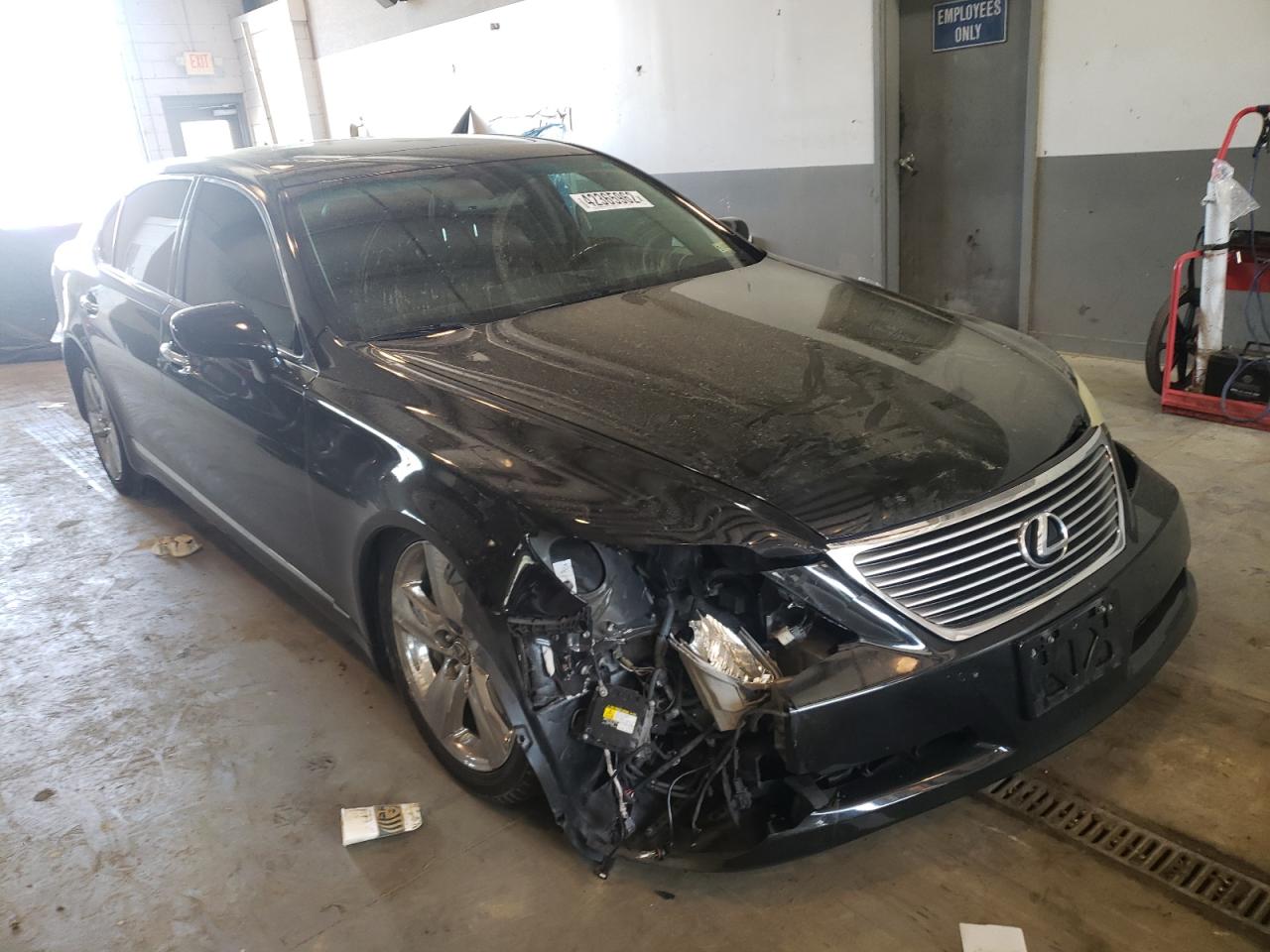 LEXUS LS 460L 2007 with VIN JTHGL46FX75019014 - Photo from auction
