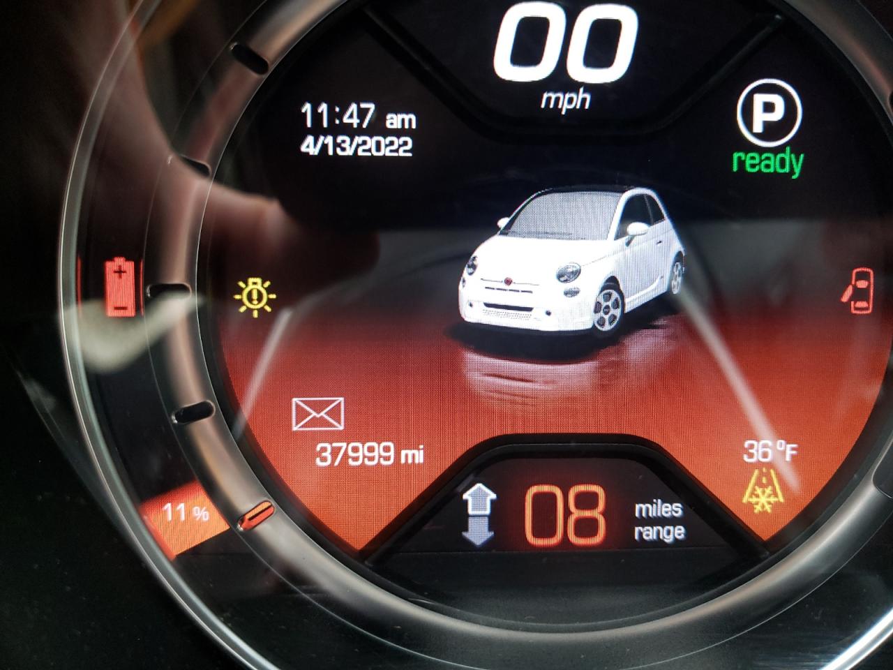 Photo 8 from auction – 2017 FIAT 500 ELECTR with VIN 3C3CFFGE1HT575677