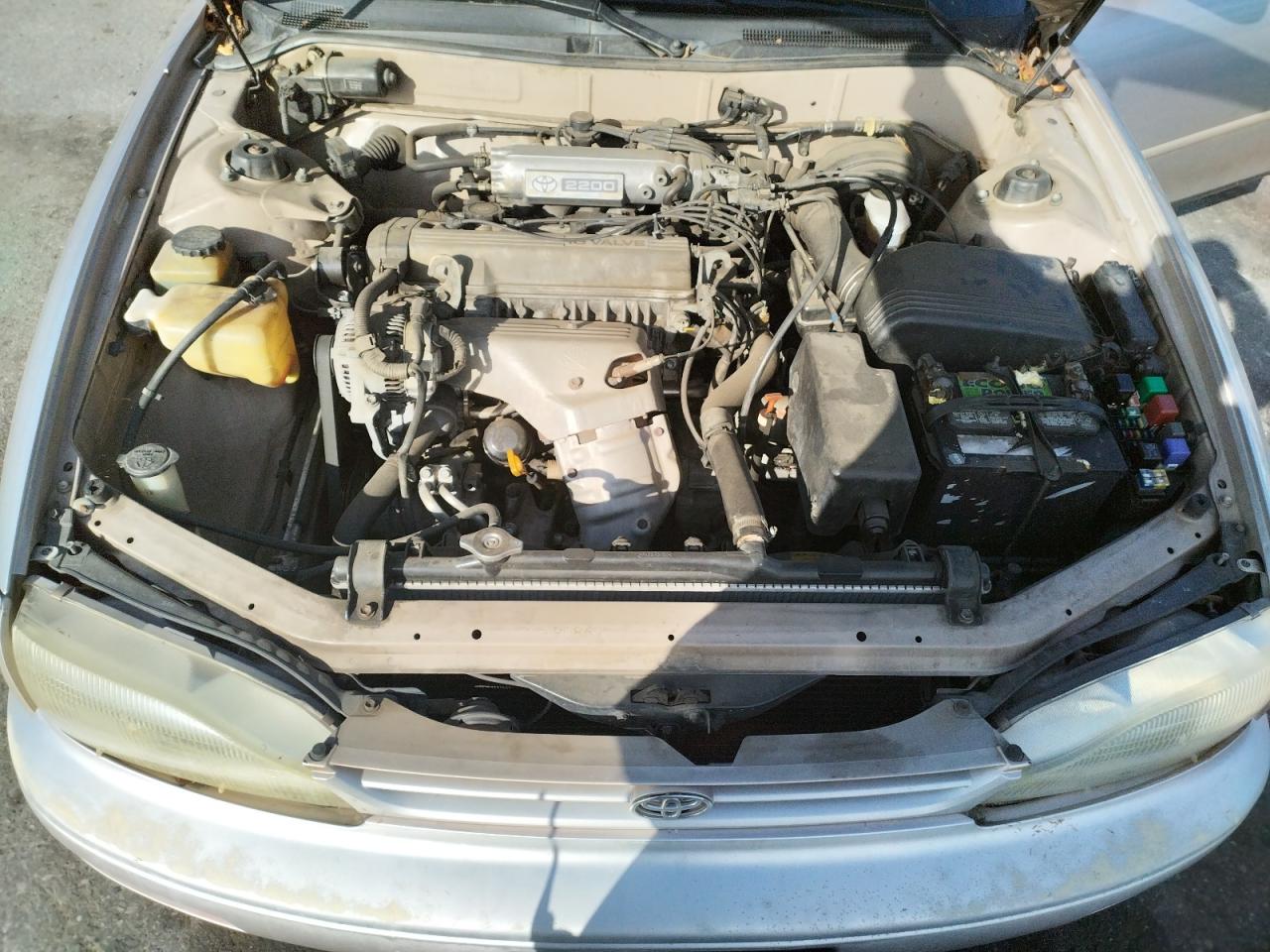 Photo 7 from auction – 1995 TOYOTA CAMRY LE with VIN JT2SK12E7S0331185