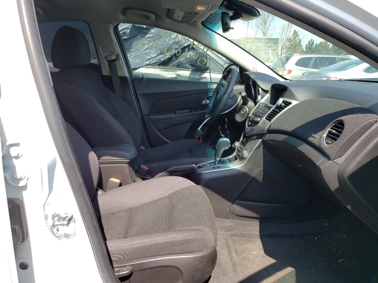 Photo 5 from auction – 2015 CHEVROLET CRUZE LT with VIN 1G1PC5SB1F7293305