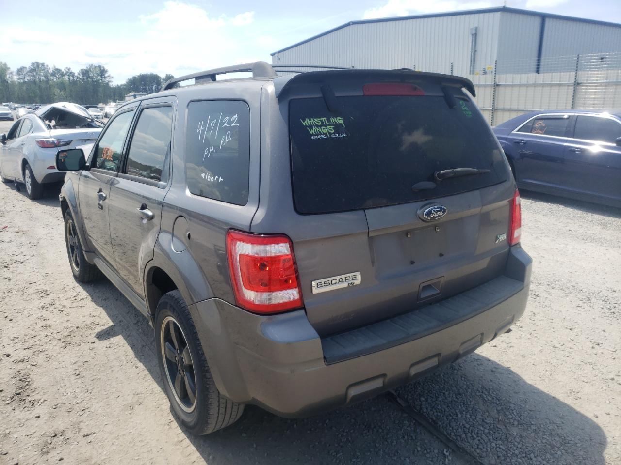 Photo 3 from auction – 2011 FORD ESCAPE XLT with VIN 1FMCU0DG8BKA78733