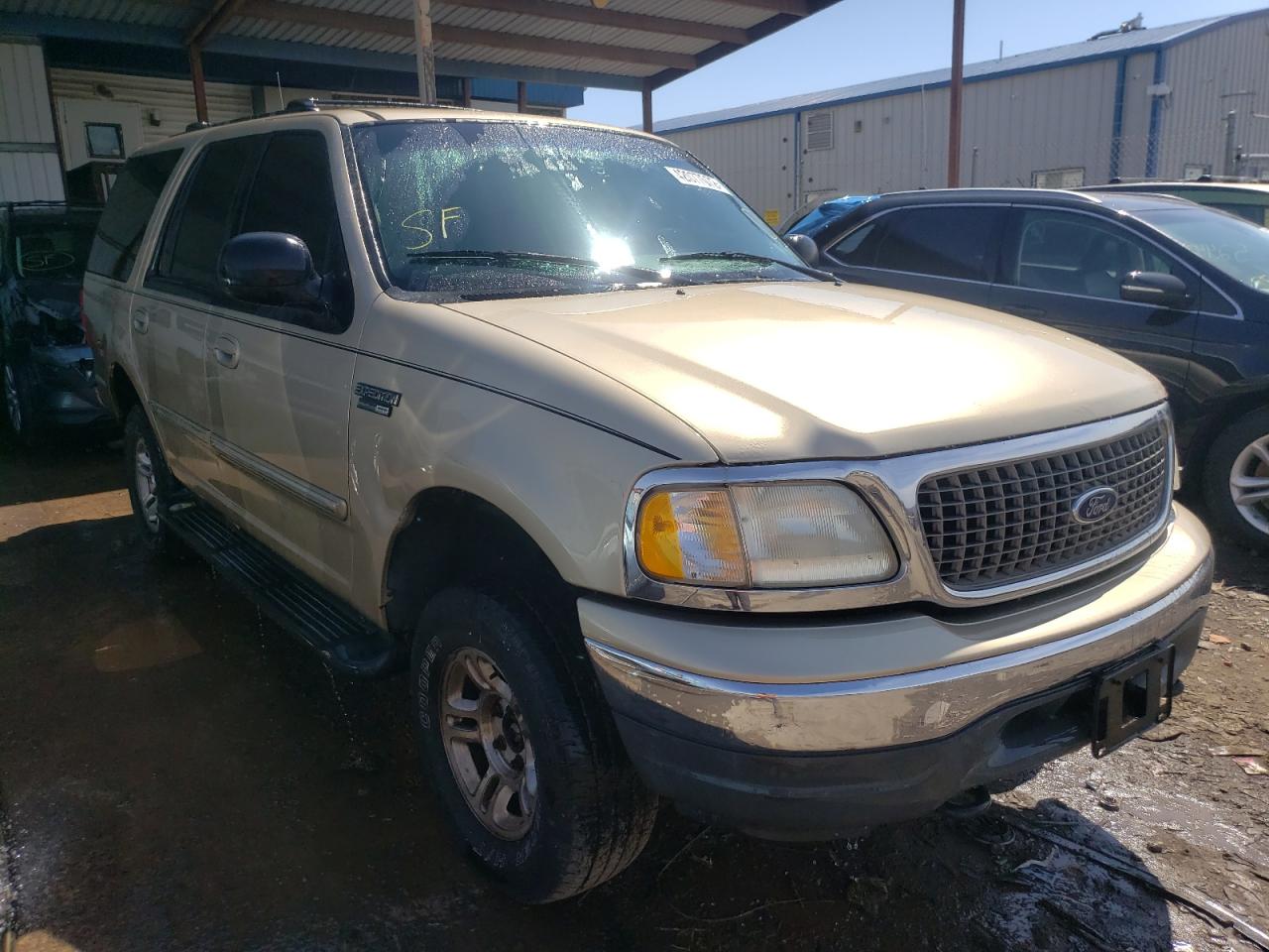 FORD EXPEDITION 2000 with VIN 1FMPU16LXYLB13180 - Photo from auction