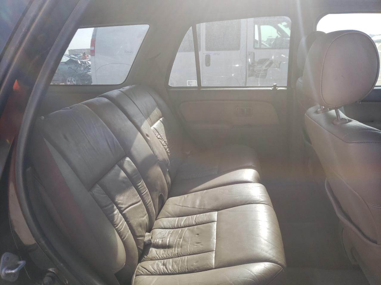 Photo 6 from auction – 2002 TOYOTA 4RUNNER LI with VIN JT3GN87R320237124