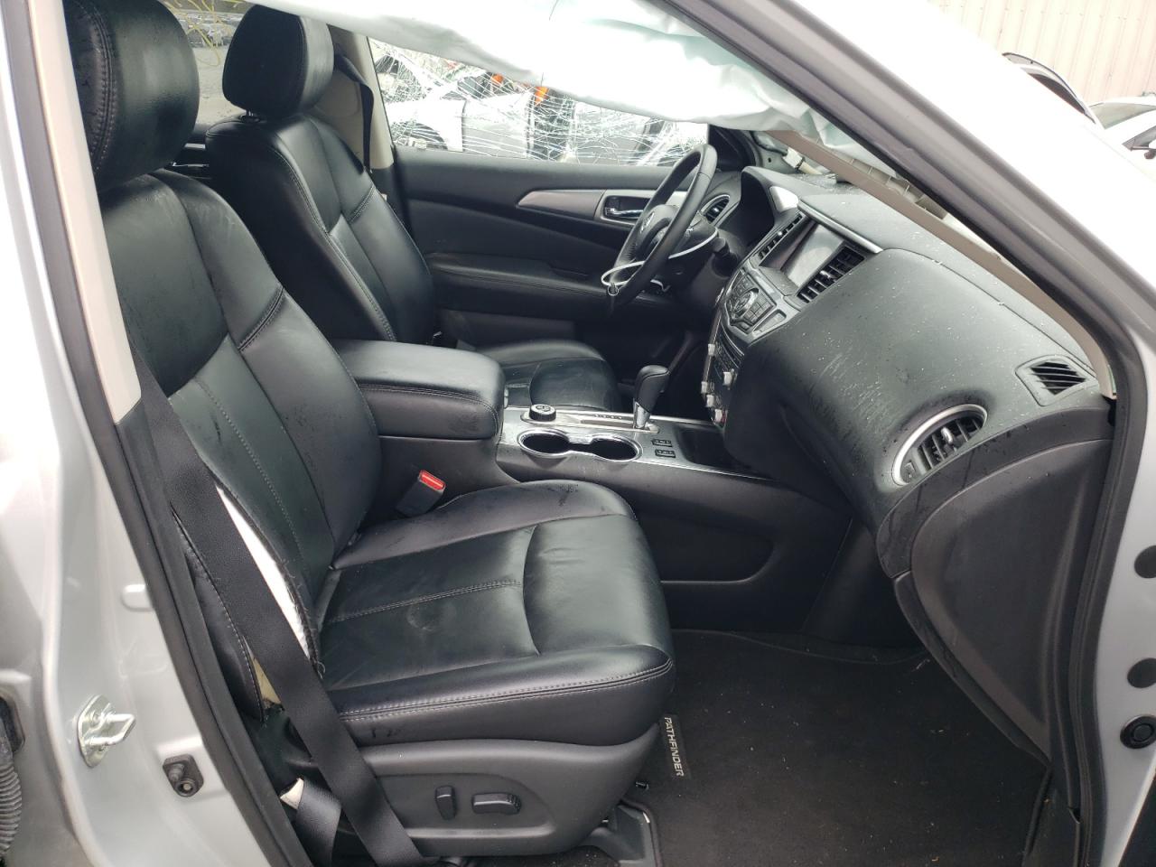 Photo 5 from auction – 2018 NISSAN PATHFINDER with VIN 5N1DR2MM5JC617826