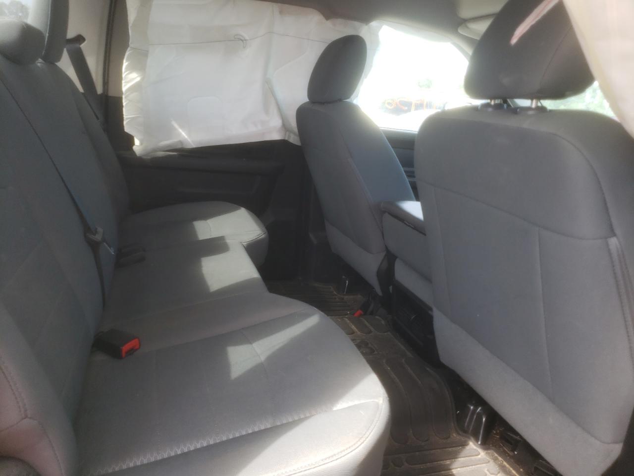 Photo 6 from auction – 2014 RAM 1500 ST with VIN 1C6RR7KT6ES411838