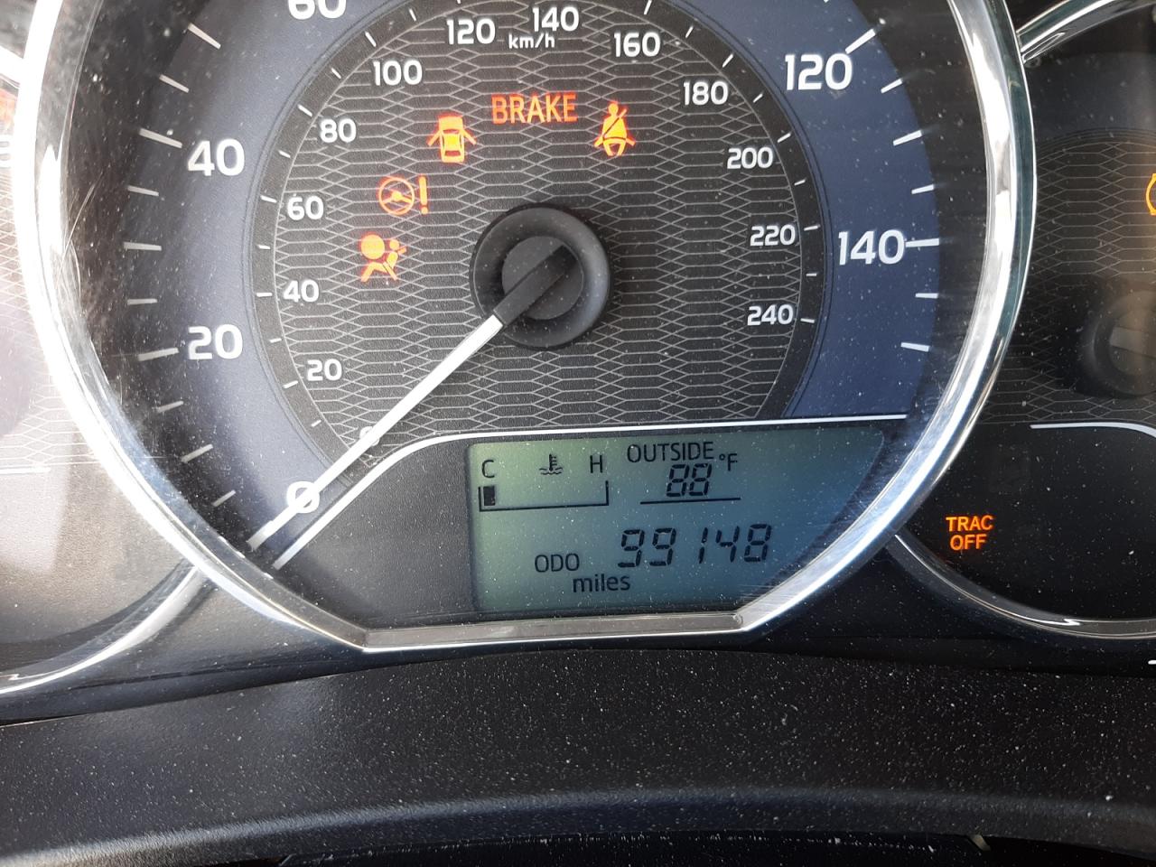 Photo 8 from auction – 2015 TOYOTA COROLLA L with VIN 5YFBURHE1FP345294