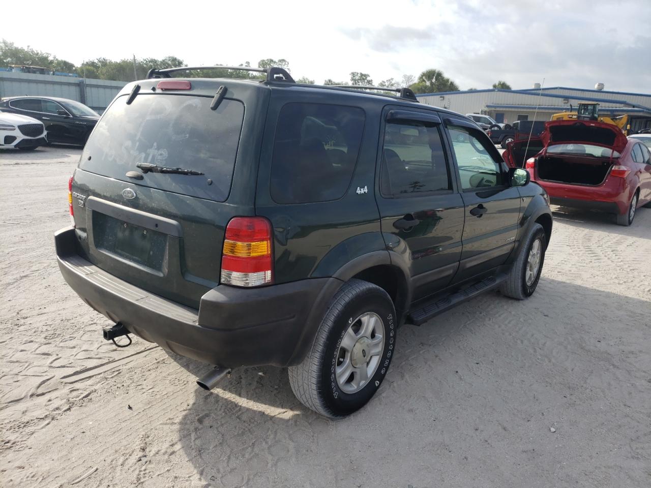 Photo 4 from auction – 2001 FORD ESCAPE XLT with VIN 1FMYU04101KE84344