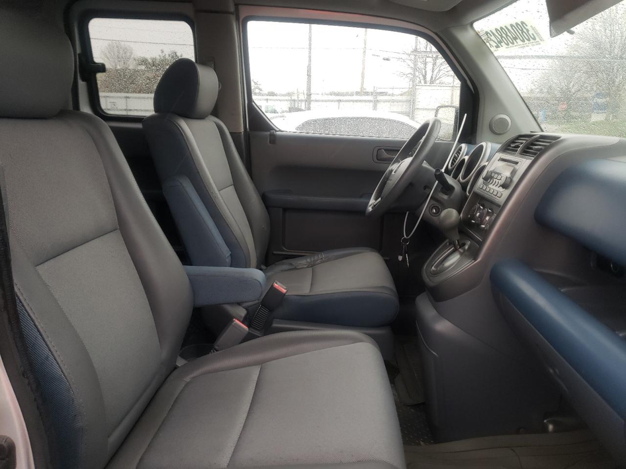 Photo 5 from auction – 2006 HONDA ELEMENT EX with VIN 5J6YH28706L009579