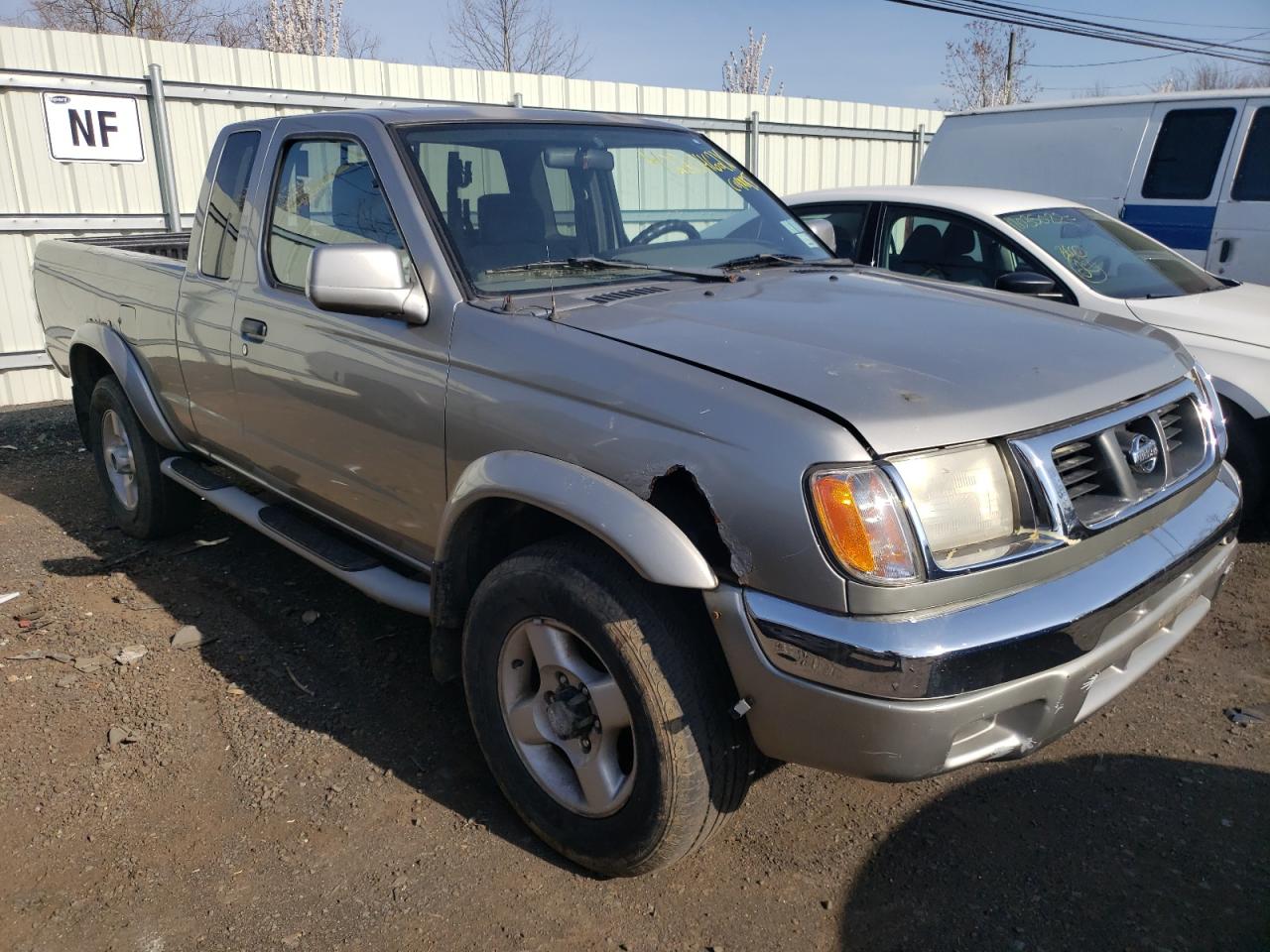 NISSAN FRONTIER K 2000 with VIN 1N6ED26Y4YC351861 - Photo from auction