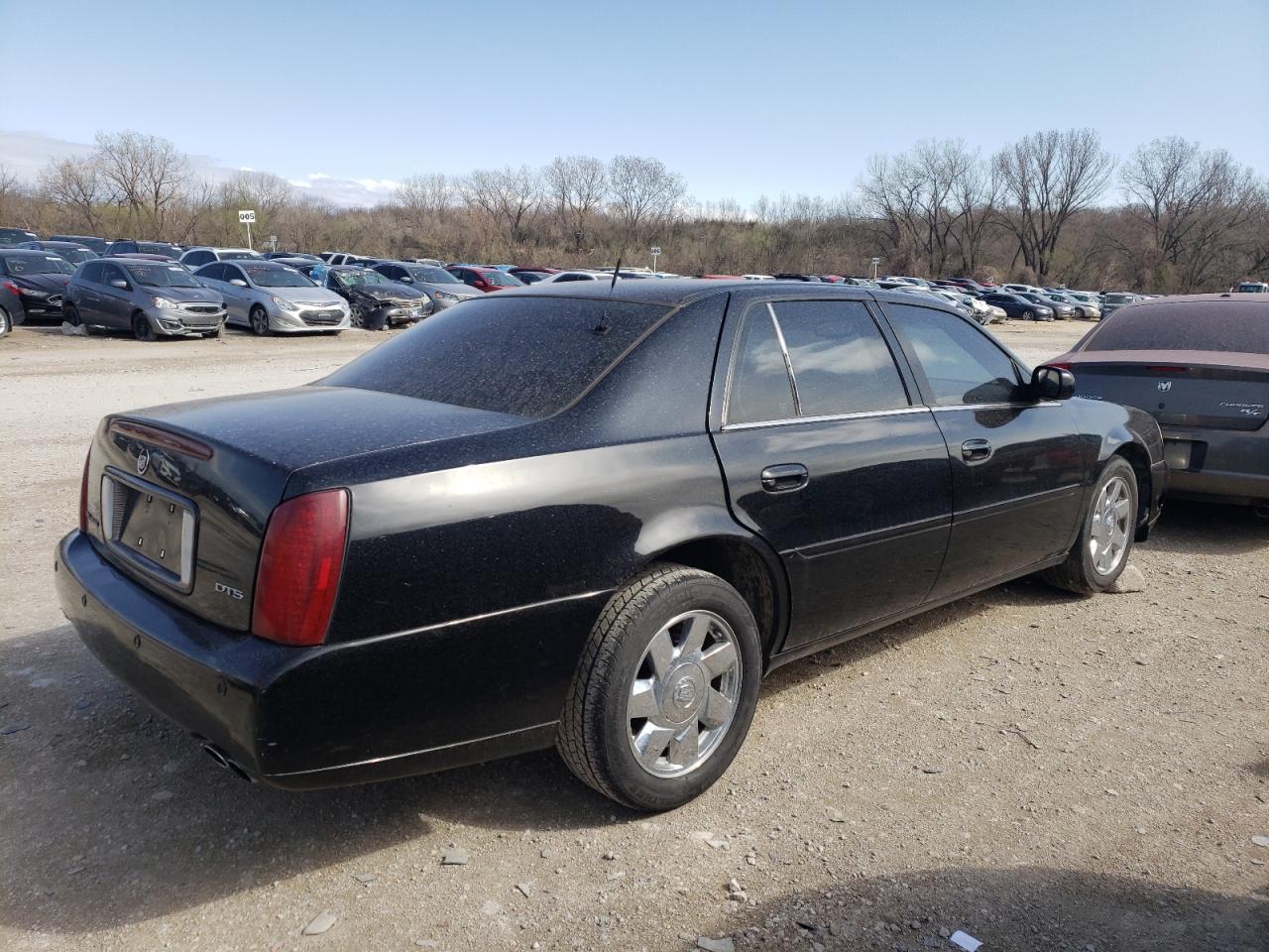 Photo 4 from auction – 2002 CADILLAC DEVILLE DT with VIN 1G6KF57902U217653