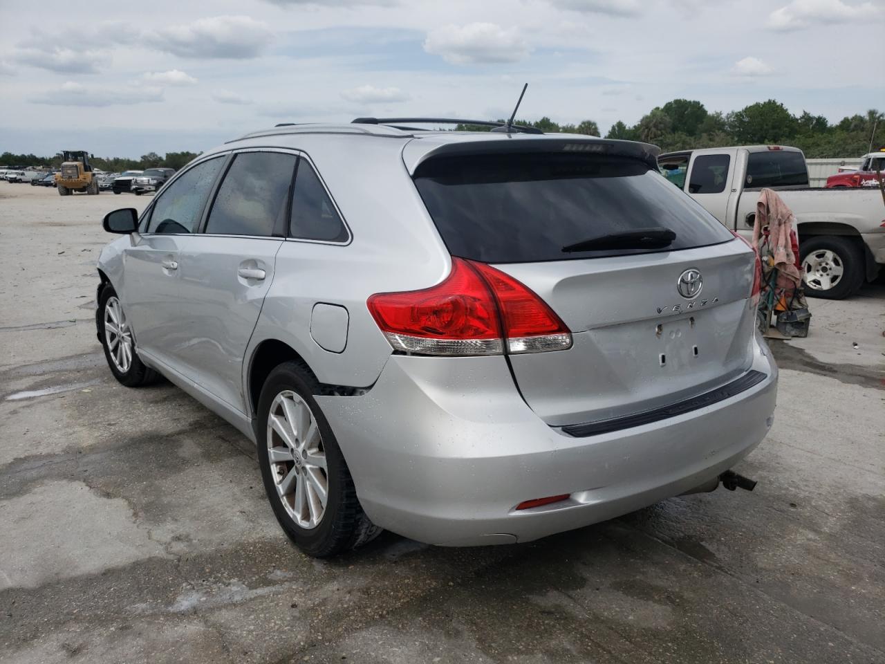 Photo 3 from auction – 2010 TOYOTA VENZA with VIN 4T3ZA3BB4AU038543