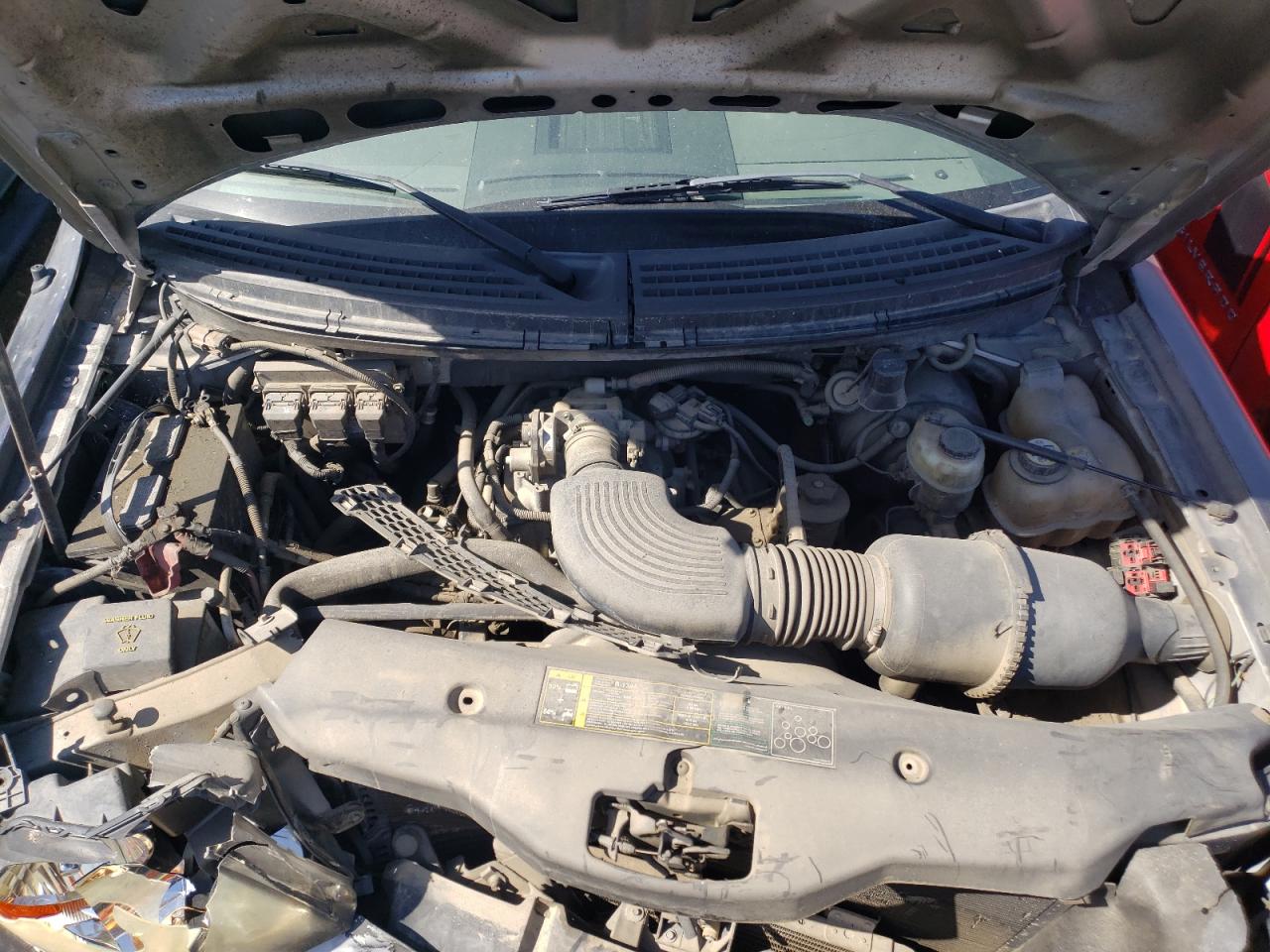 Photo 7 from auction – 2004 FORD F150 with VIN 1FTRX12W94FA05663