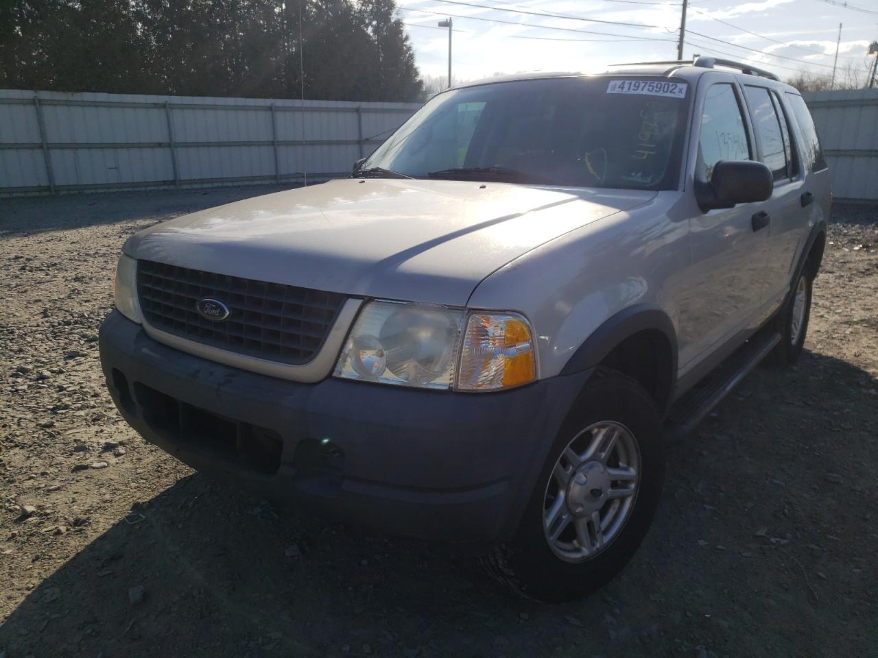Photo 2 from auction – 2003 FORD EXPLORER X with VIN 1FMZU72K43UB21612