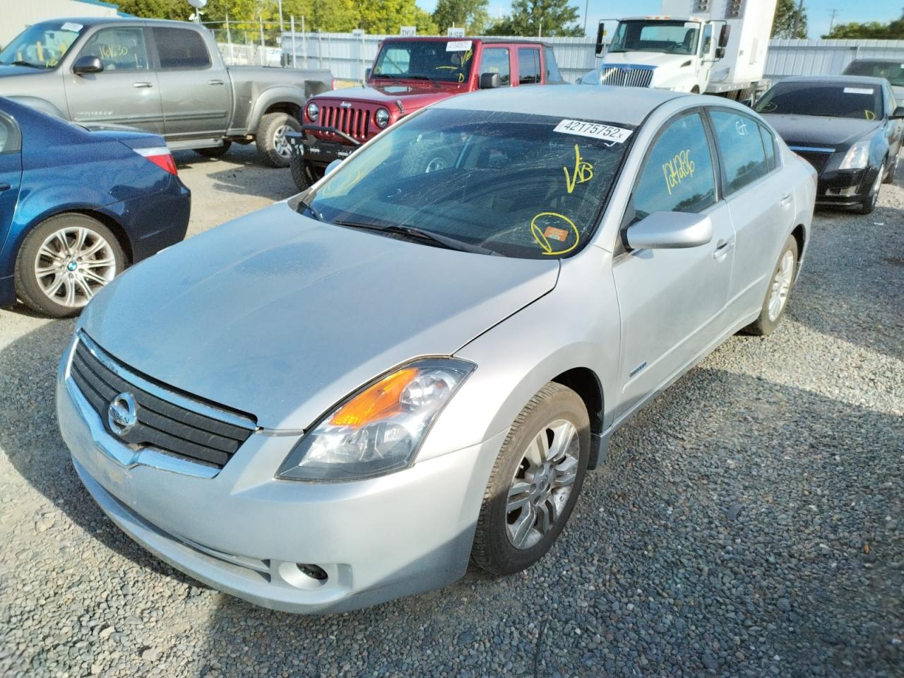 Photo 2 from auction – 2011 NISSAN ALTIMA HYB with VIN 1N4CL2AP1BC106248