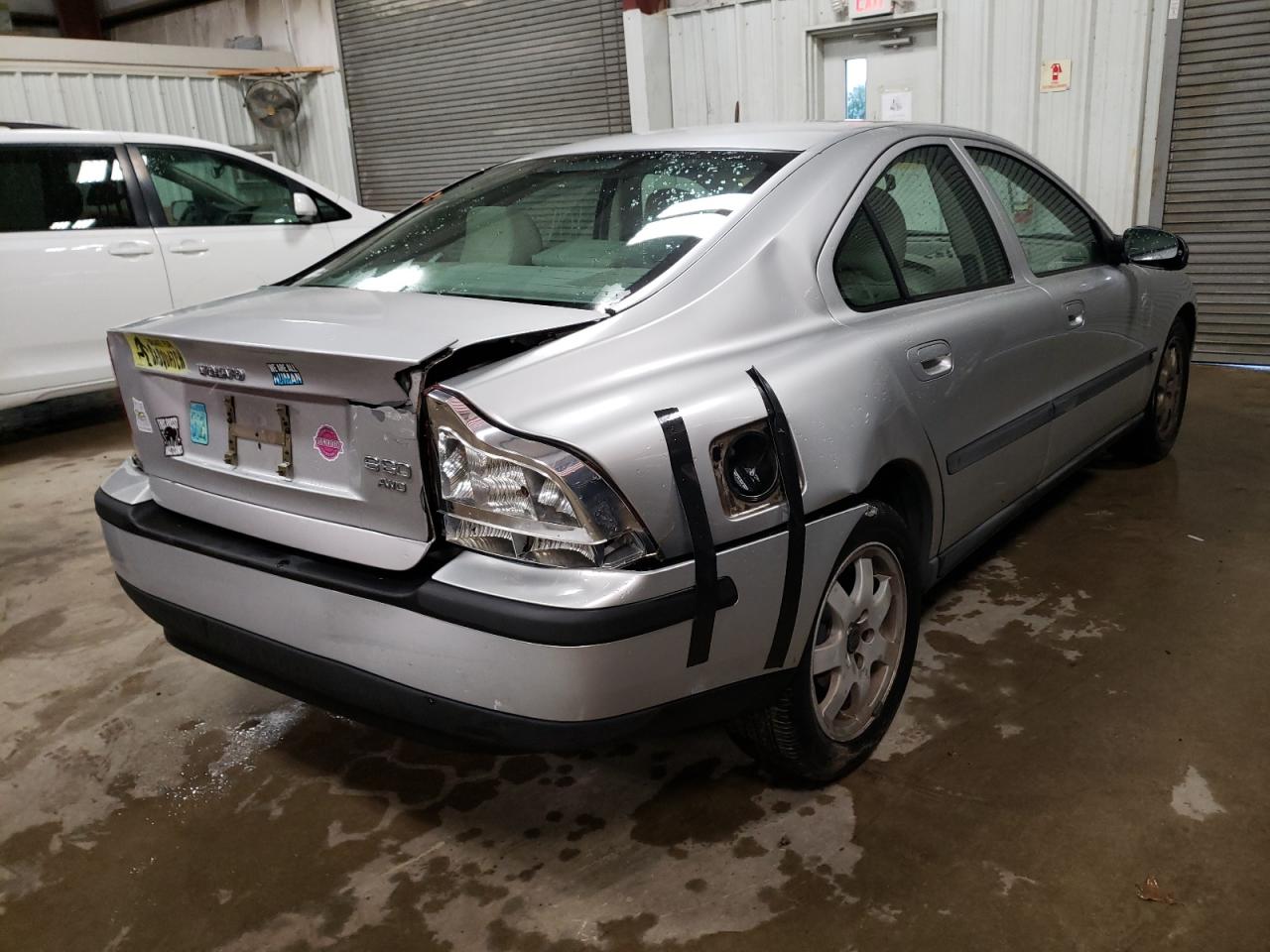 Photo 4 from auction – 2002 VOLVO S60 2.5T with VIN YV1RH58D822116195