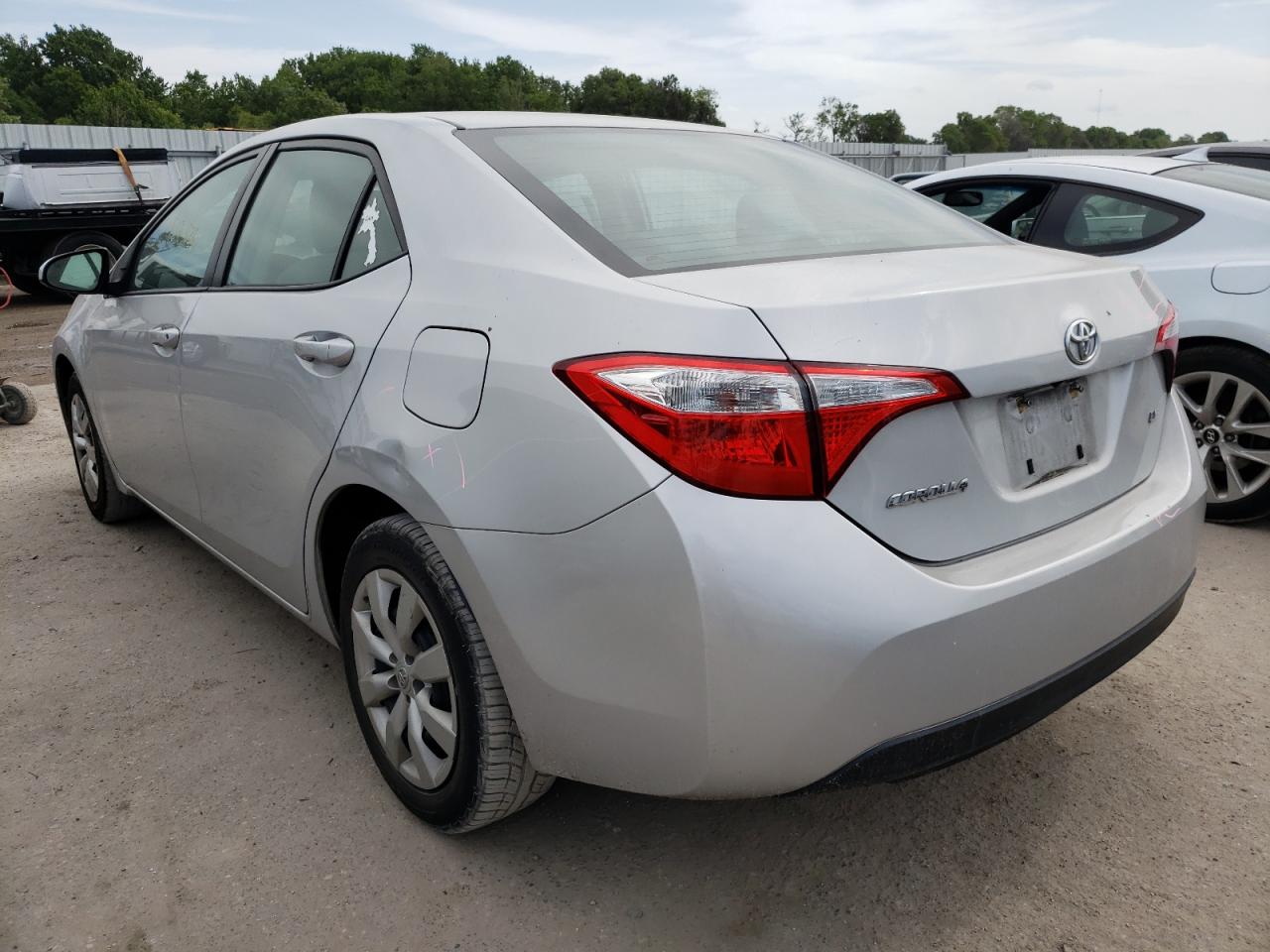 Photo 3 from auction – 2015 TOYOTA COROLLA L with VIN 2T1BURHE3FC289522