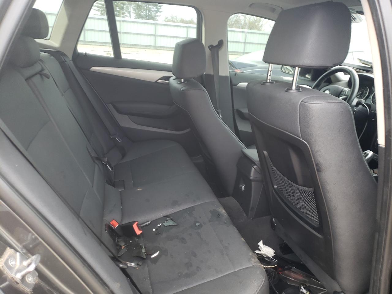 Photo 6 from auction – 2013 BMW X1 XDRIVE2 with VIN WBAVL1C53DVR92487