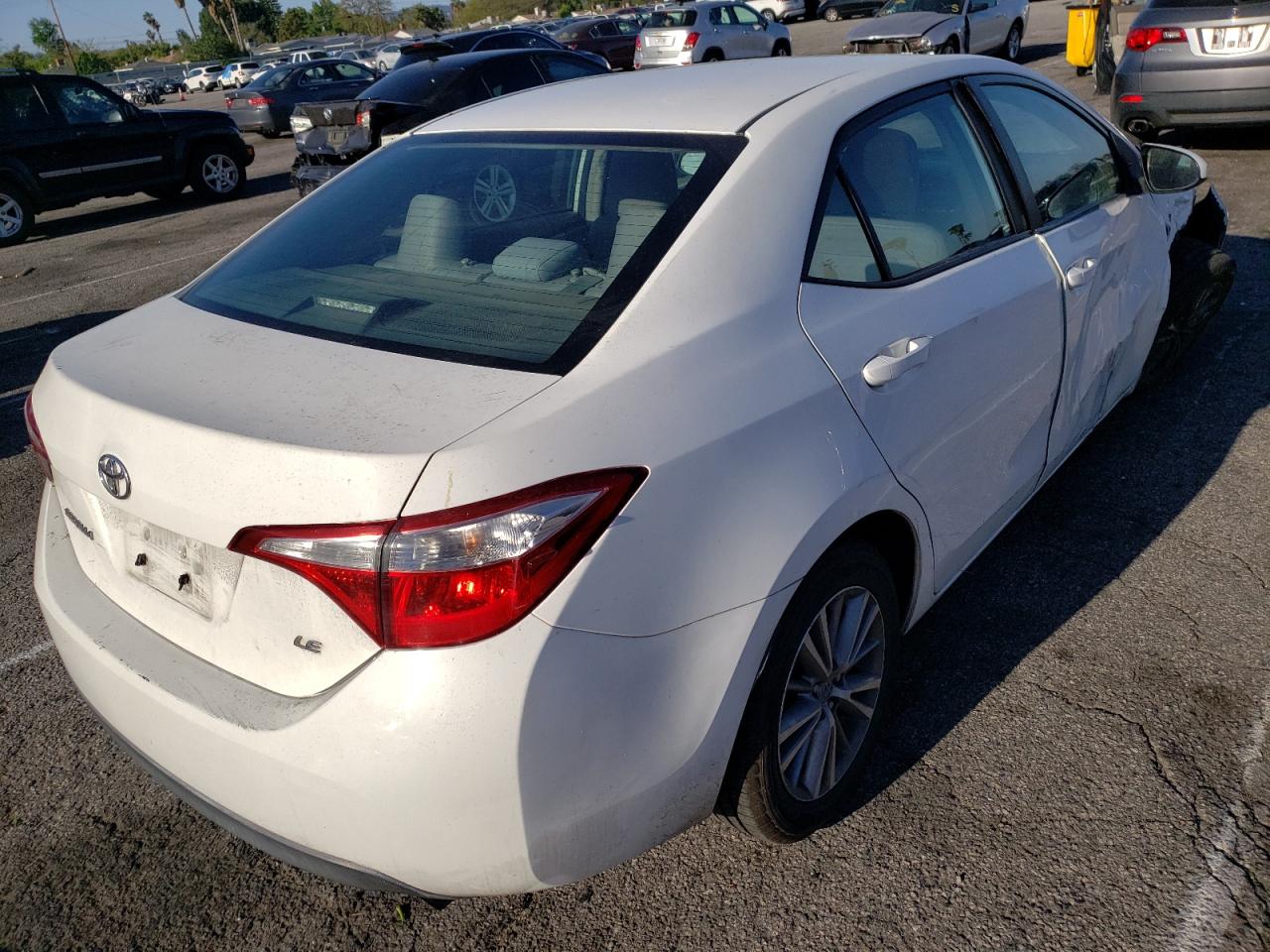Photo 4 from auction – 2014 TOYOTA COROLLA L with VIN 5YFBURHEXEP058969