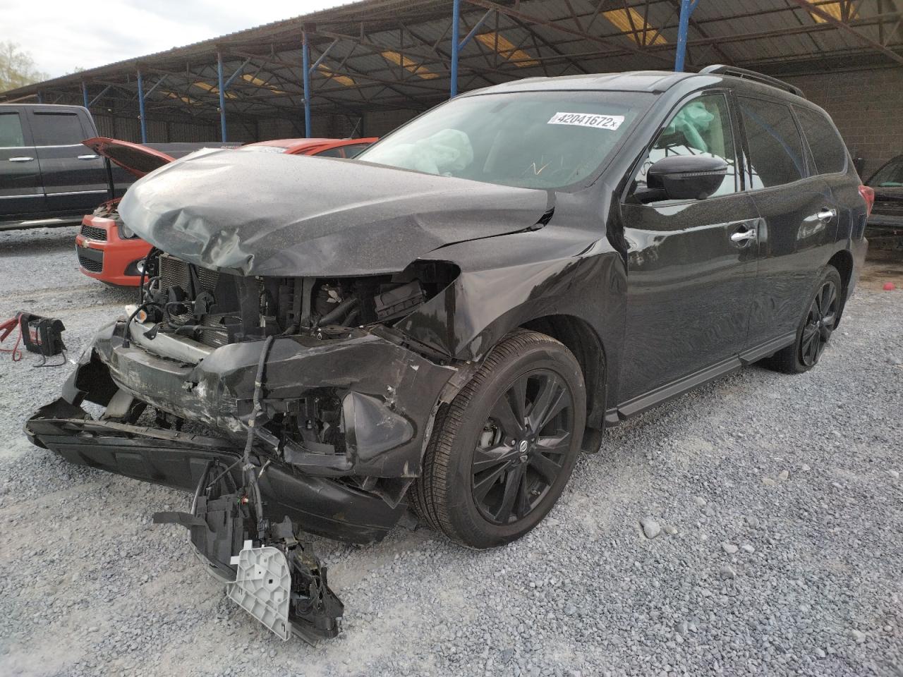 Photo 2 from auction – 2018 NISSAN PATHFINDER with VIN 5N1DR2MN5JC674360