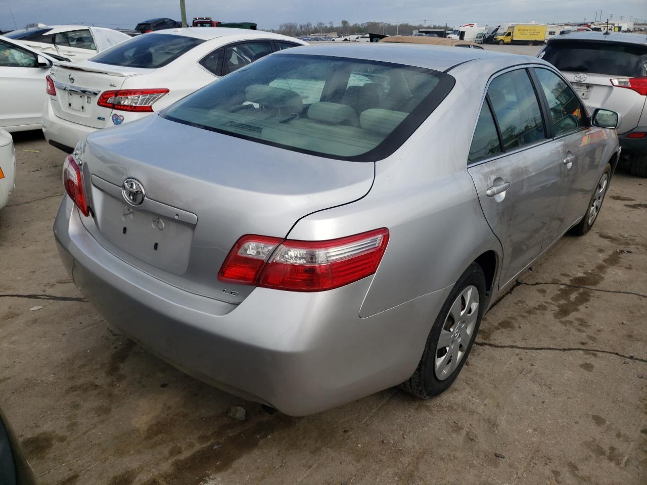 Photo 4 from auction – 2009 TOYOTA CAMRY BASE with VIN 4T4BE46K59R092398