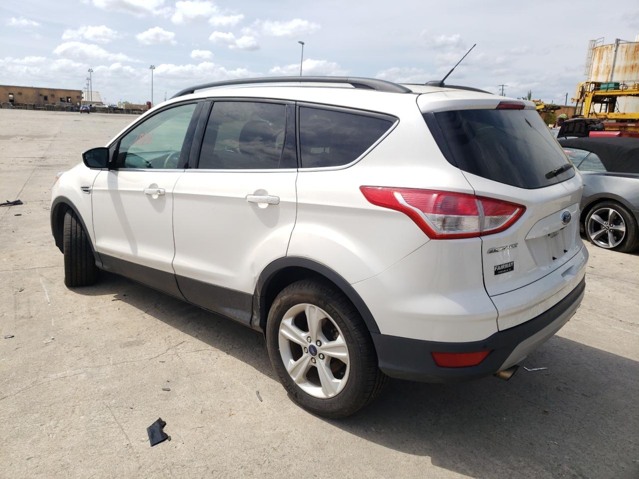 Photo 3 from auction – 2016 FORD ESCAPE SE with VIN 1FMCU0GX7GUC72922