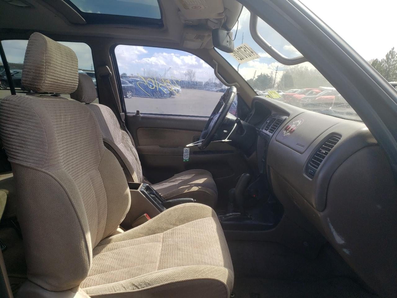 Photo 5 from auction – 1998 TOYOTA 4RUNNER SR with VIN JT3HN86R2W0132957