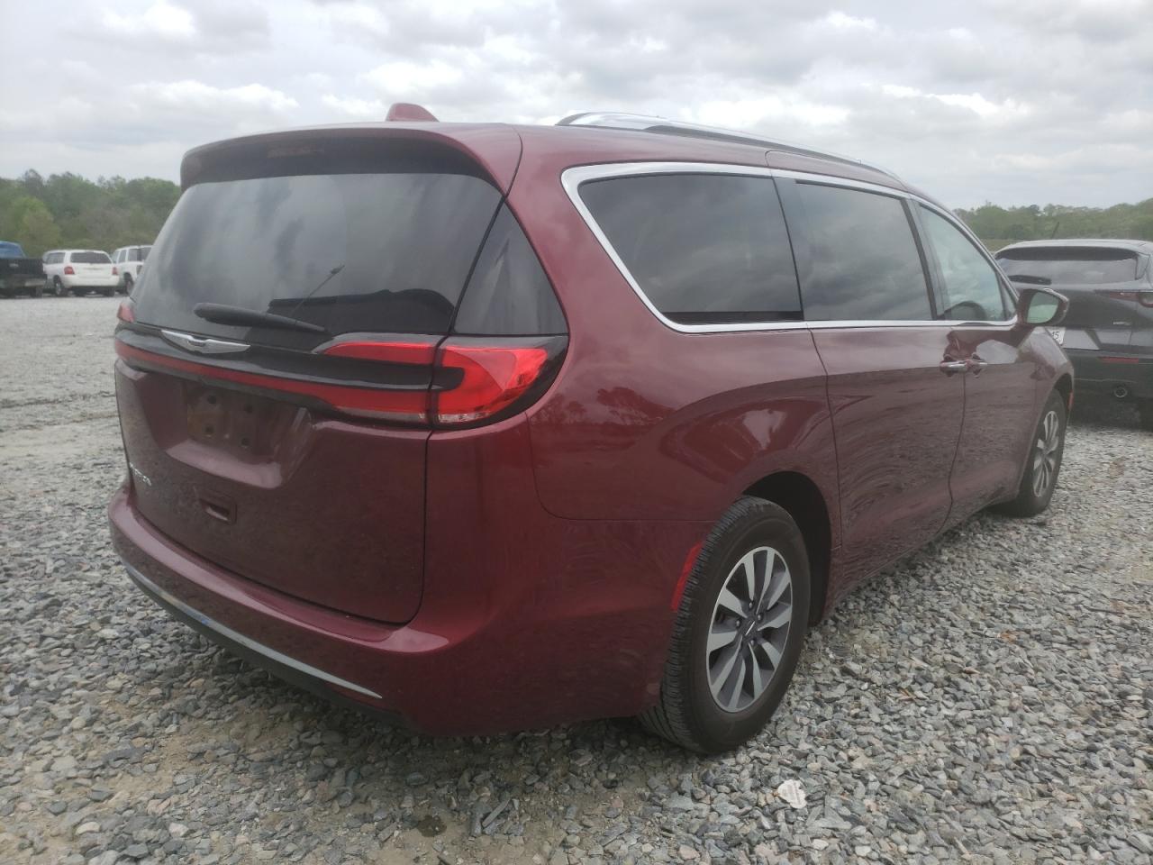 Photo 4 from auction – 2021 CHRYSLER PACIFICA T with VIN 2C4RC1BG1MR524185