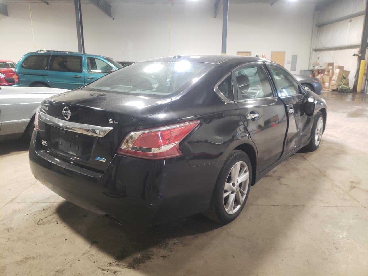 Photo 4 from auction – 2013 NISSAN ALTIMA 2.5 with VIN 1N4AL3AP9DN511102