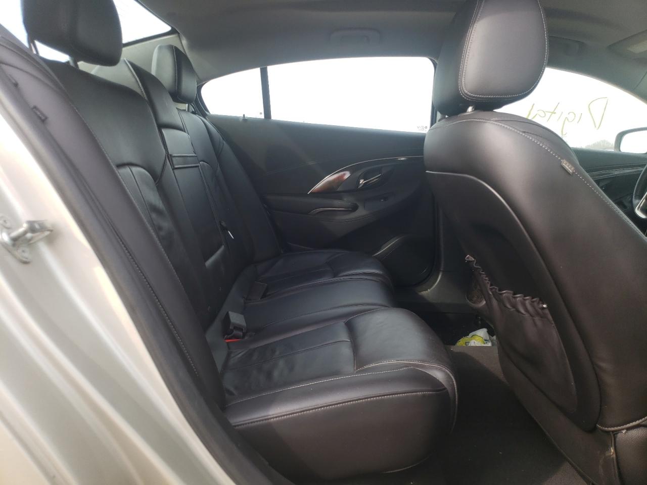 Photo 6 from auction – 2016 BUICK LACROSSE with VIN 1G4GB5G37GF177136