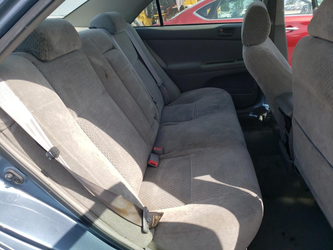 Photo 6 from auction – 2003 TOYOTA CAMRY LE with VIN 4T1BE32K23U643355