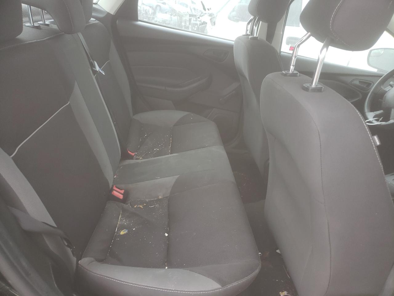 Photo 6 from auction – 2014 FORD FOCUS S with VIN 1FADP3E23EL348735