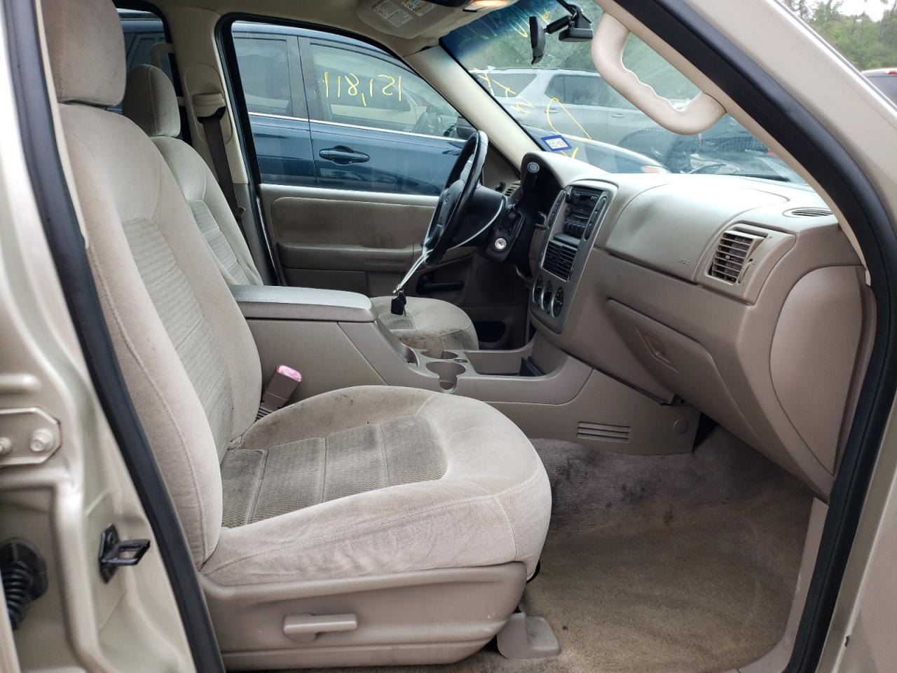 Photo 5 from auction – 2005 FORD EXPLORER X with VIN 1FMZU63W95ZA16436