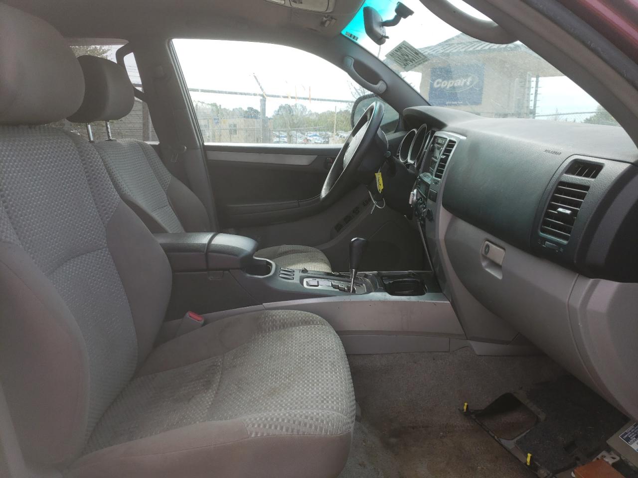 Photo 5 from auction – 2006 TOYOTA 4RUNNER SR with VIN JTEBU14R768074663