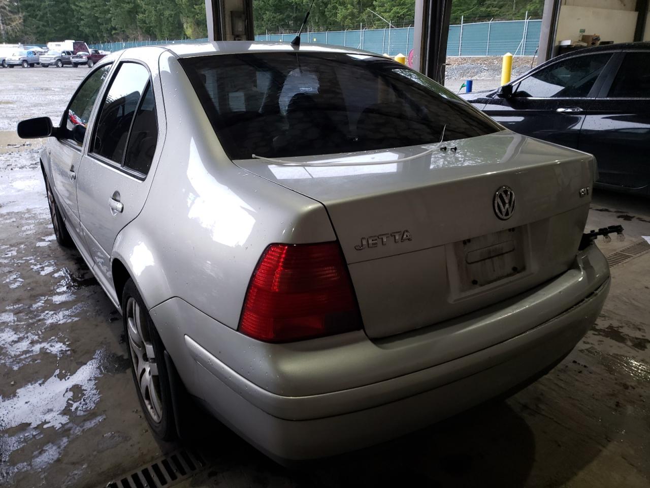 Photo 3 from auction – 2001 VOLKSWAGEN JETTA GLS with VIN 3VWSD69M71M185875