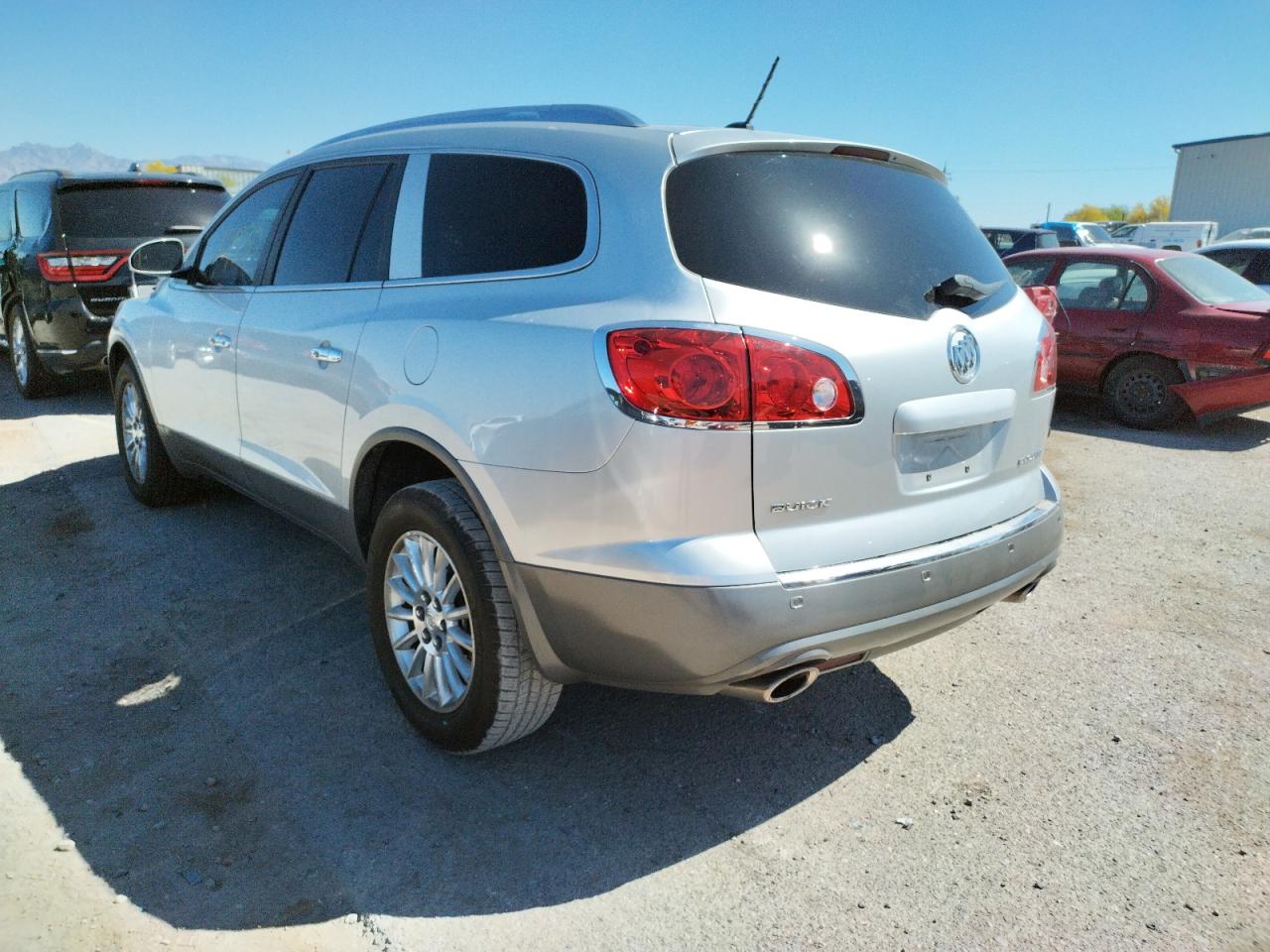 Photo 3 from auction – 2012 BUICK ENCLAVE with VIN 5GAKRCEDXCJ272339