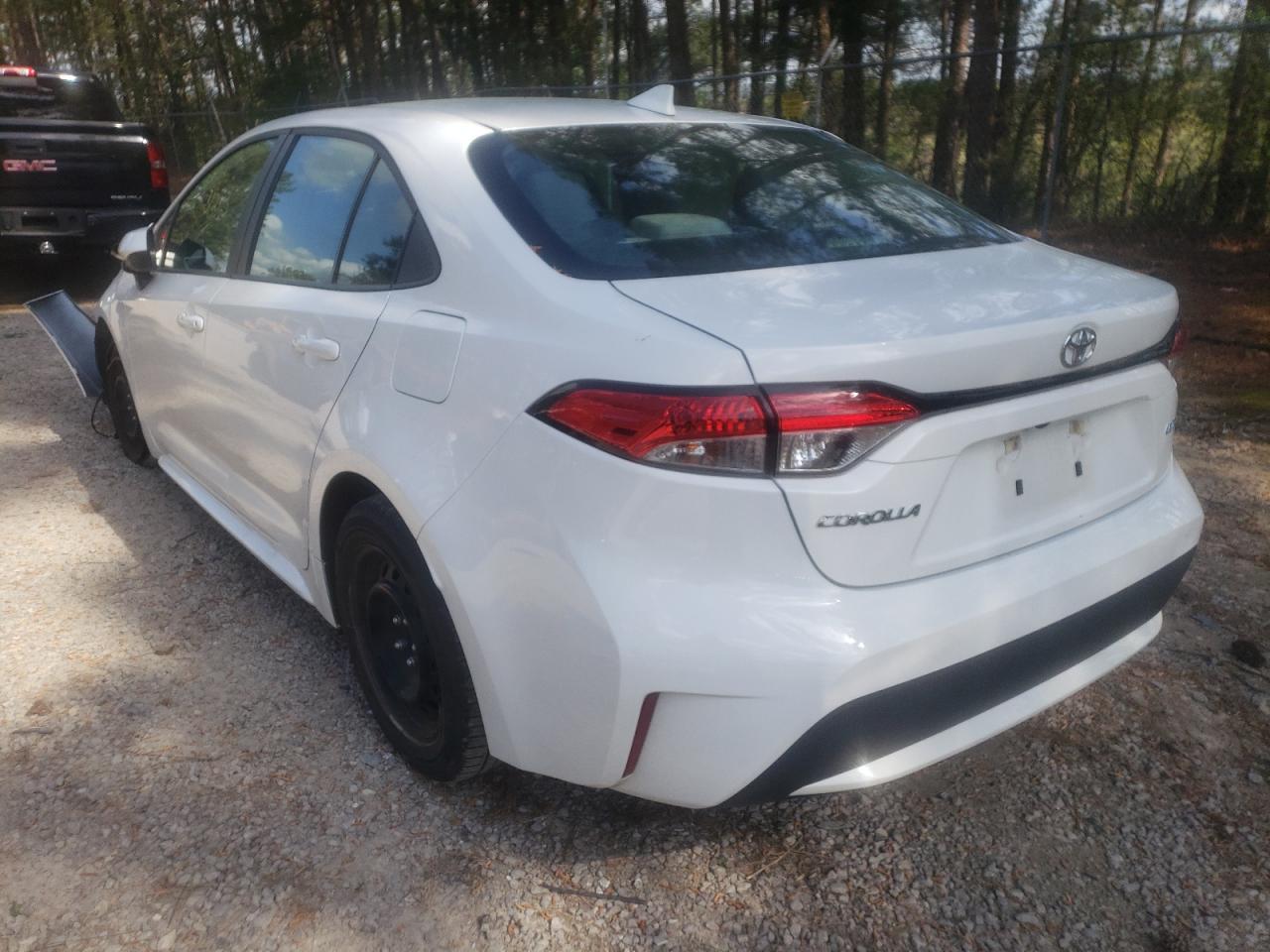 Фото 3 с аукциона – 2021 TOYOTA COROLLA LE с VIN 5YFEPMAE9MP188080
