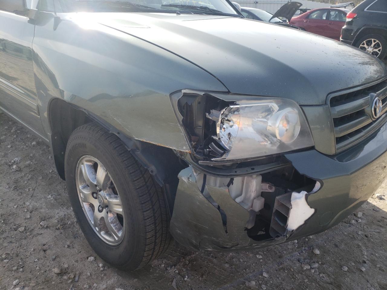Photo 9 from auction – 2007 TOYOTA HIGHLANDER with VIN JTEEP21A270206611