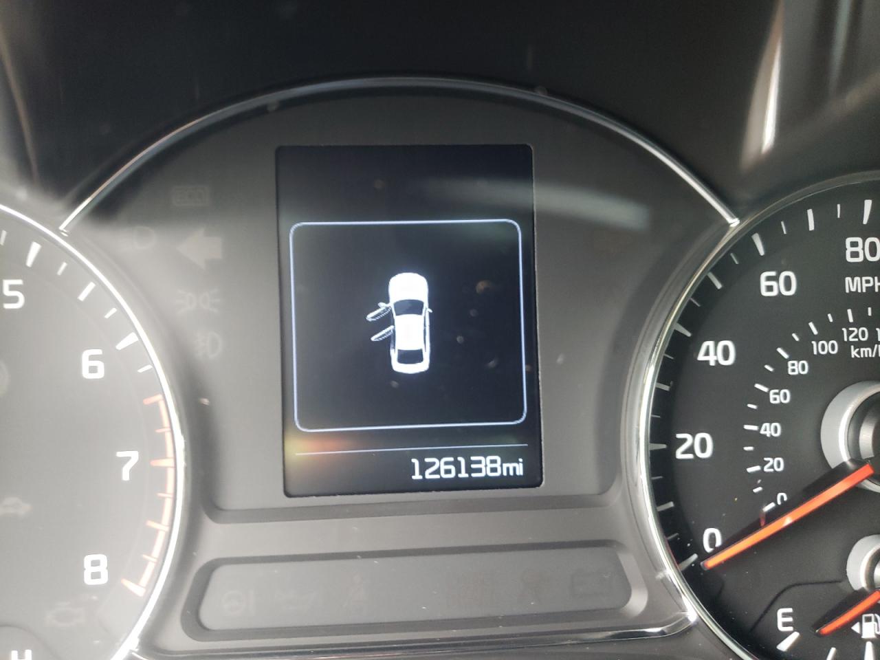 Photo 12 from auction – 2018 KIA FORTE LX with VIN 3KPFL4A73JE252693