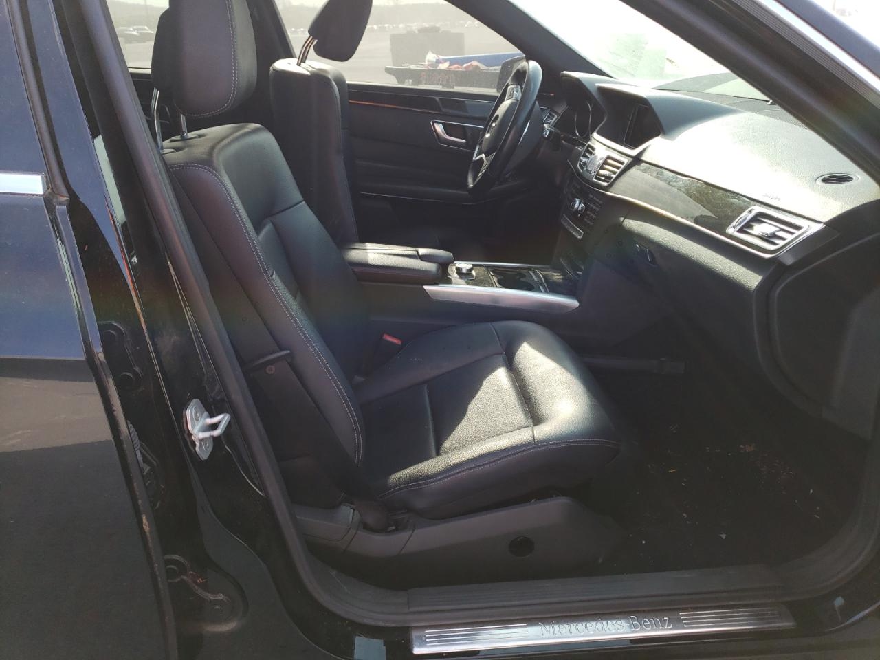 Photo 5 from auction – 2014 MERCEDES-BENZ E 350 4MAT with VIN WDDHF8JB6EA909898