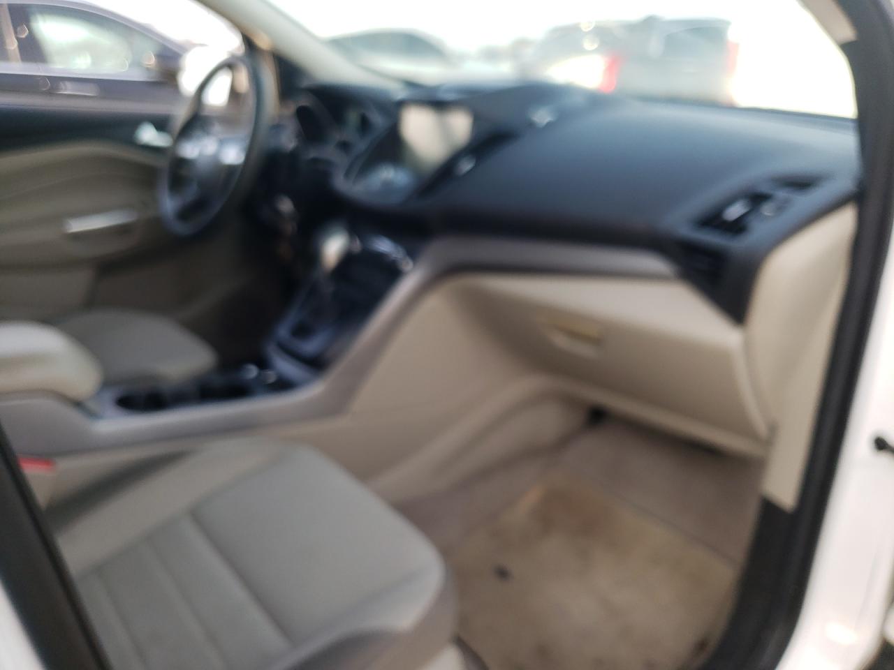 Photo 5 from auction – 2014 FORD ESCAPE SE with VIN 1FMCU9GX9EUC23657