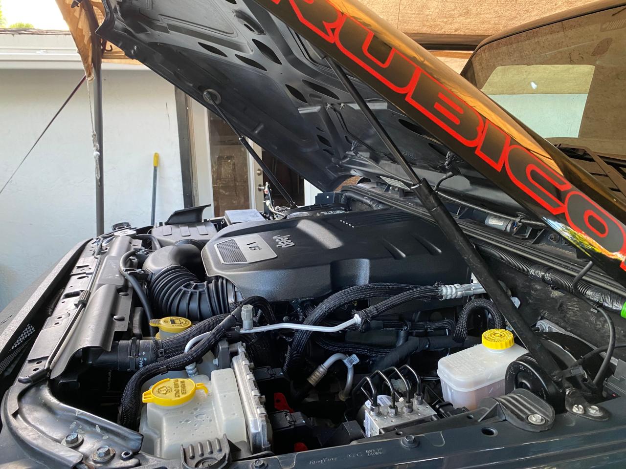 Photo 7 from auction – 2018 JEEP WRANGLER U with VIN 1C4BJWDG4JL828357