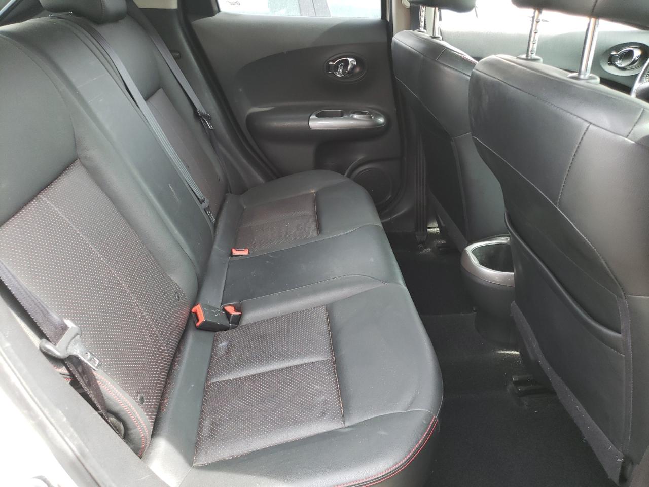 Photo 6 from auction – 2015 NISSAN JUKE S with VIN JN8AF5MV4FT559973