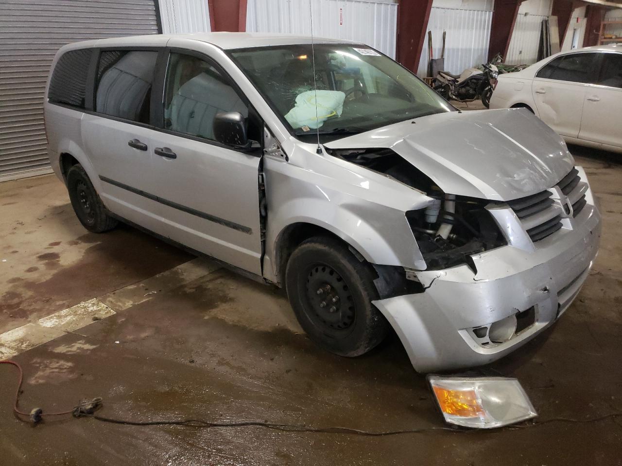 DODGE GRAND CARA 2009 with VIN 2D8HN44E59R537534 - Photo from auction