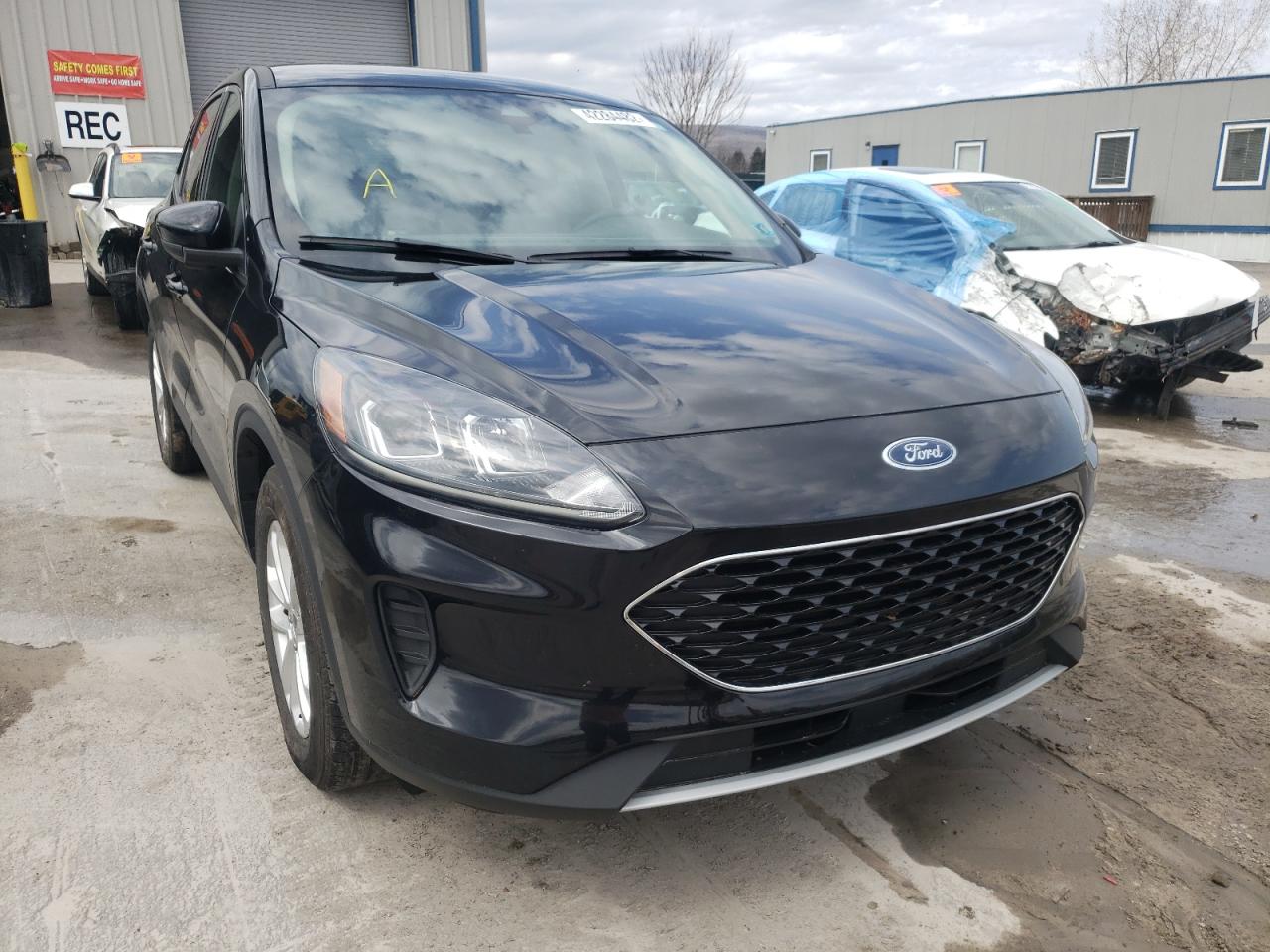 Photo 9 from auction – 2020 FORD ESCAPE SE with VIN 1FMCU9G65LUA21368