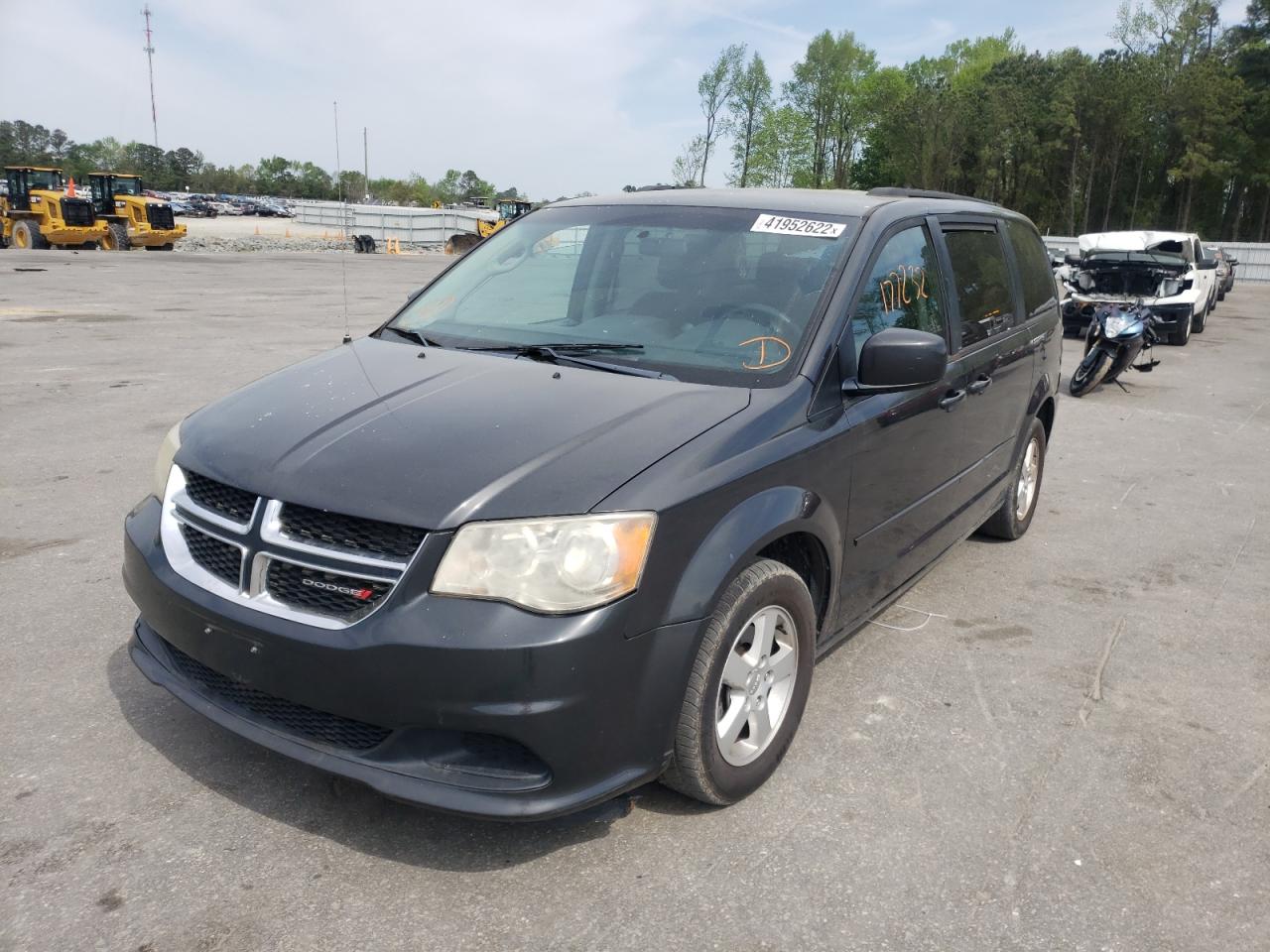 Photo 2 from auction – 2012 DODGE GRAND CARA with VIN 2C4RDGCG0CR274158