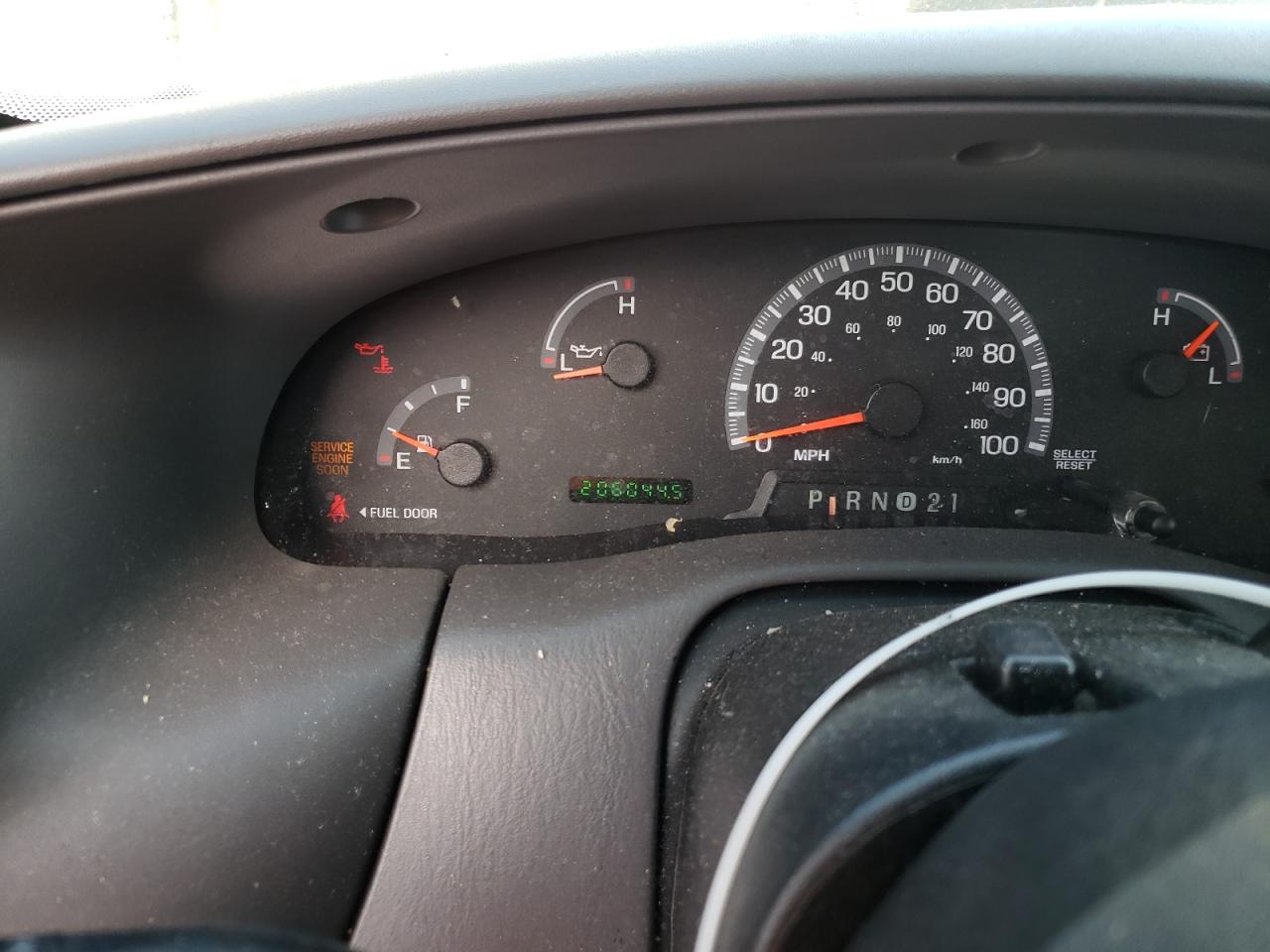 Photo 8 from auction – 2003 FORD F150 with VIN 2FTRF17W53CB07953