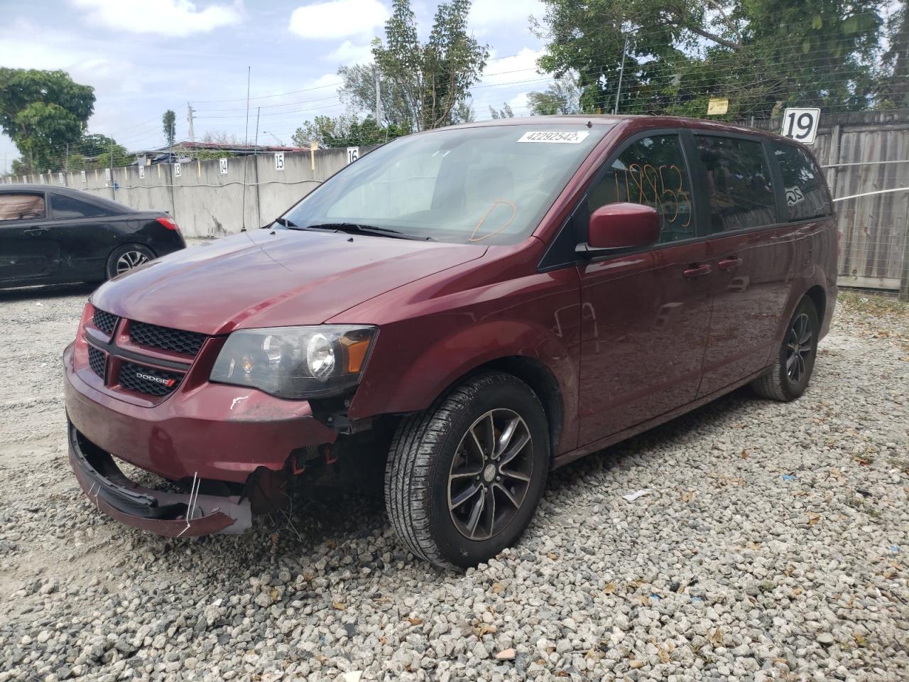 Photo 2 from auction – 2019 DODGE GRAND CARA with VIN 2C4RDGEG4KR640781
