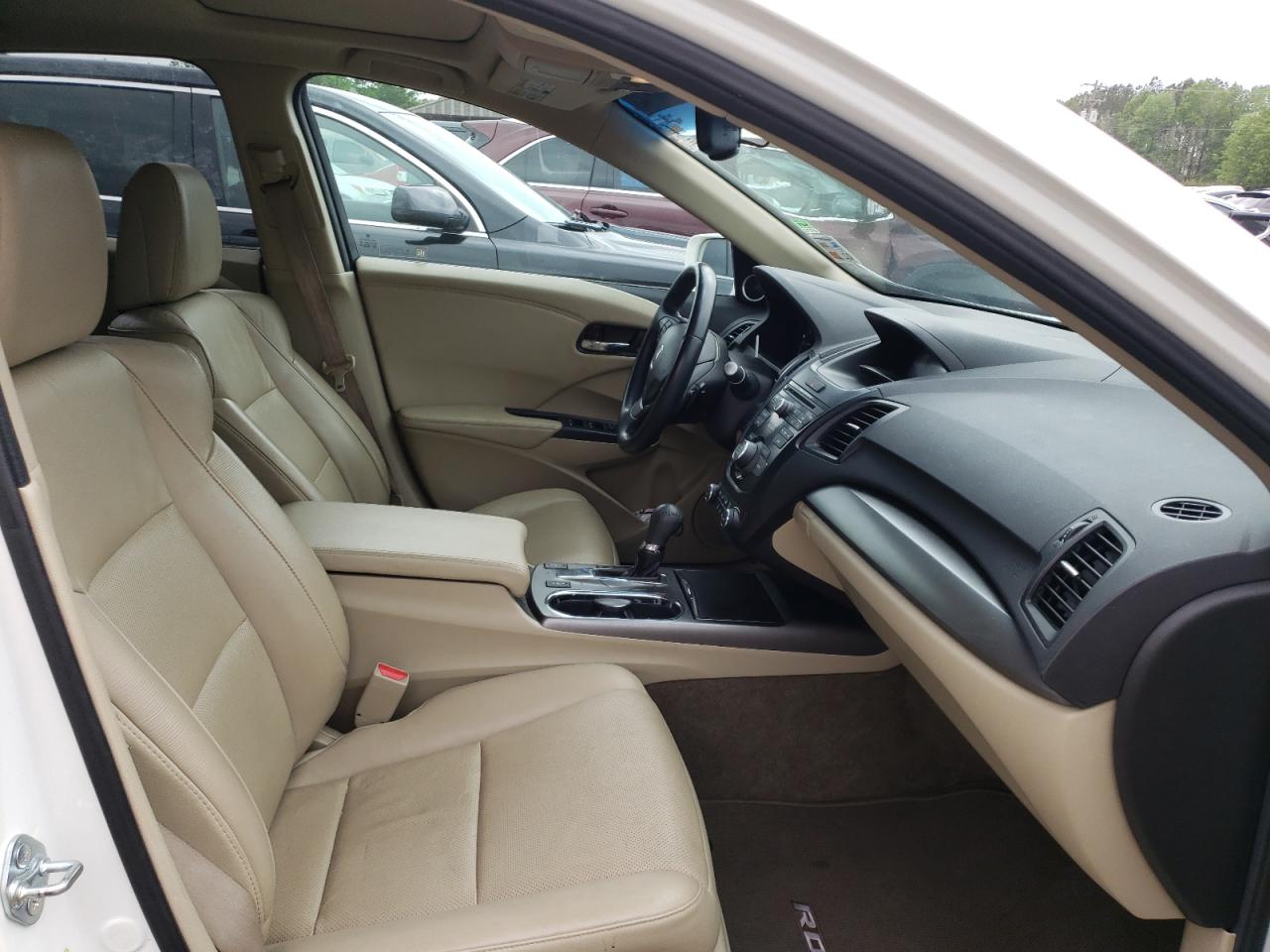 Photo 5 from auction – 2014 ACURA RDX with VIN 5J8TB4H35EL000189