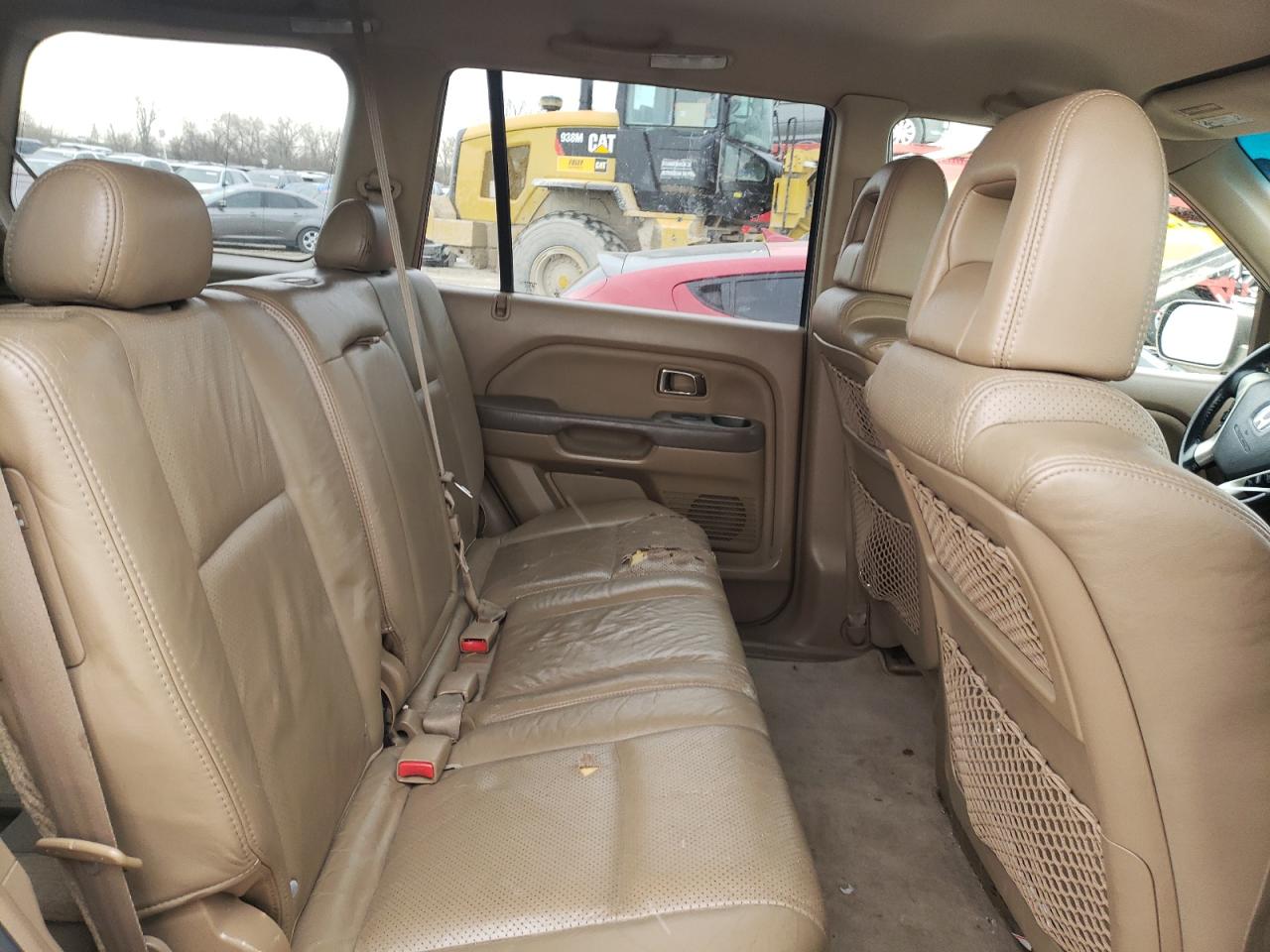 Photo 6 from auction – 2003 HONDA PILOT EXL with VIN 2HKYF185X3H528580