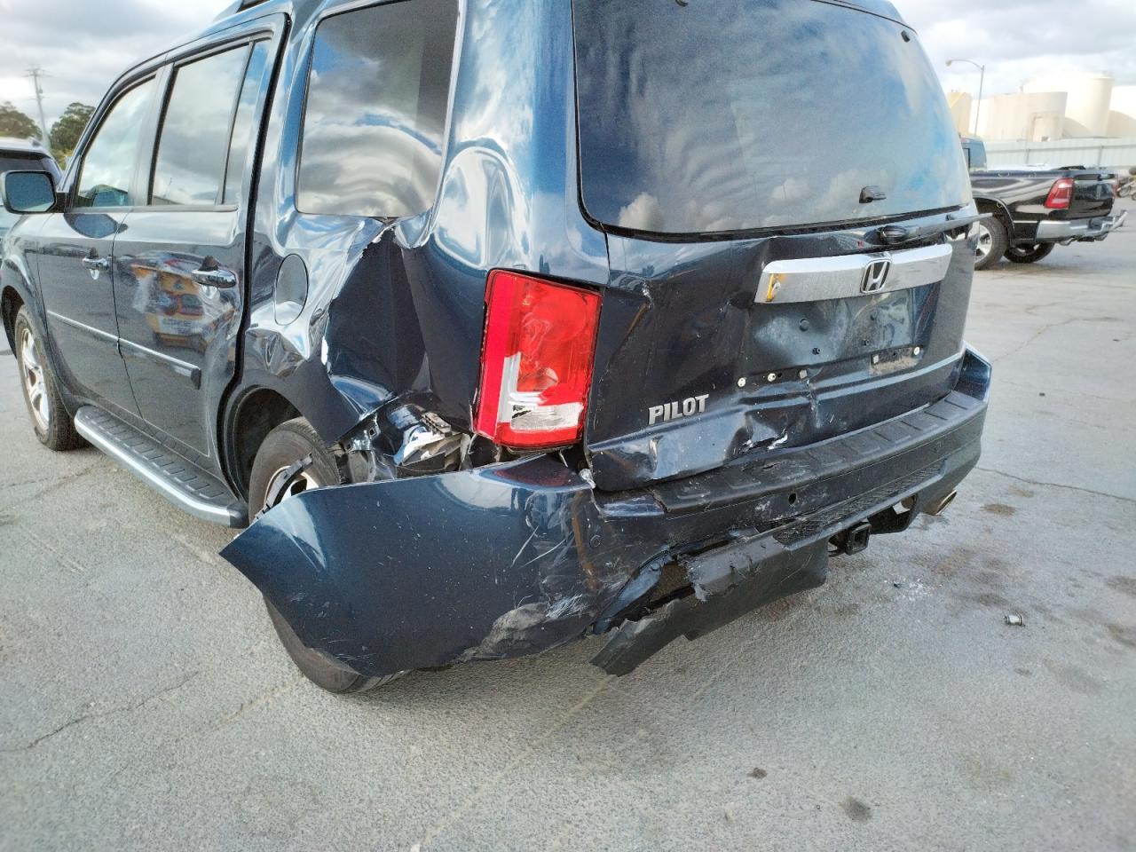 Photo 9 from auction – 2012 HONDA PILOT EXLN with VIN 5FNYF3H73CB029020